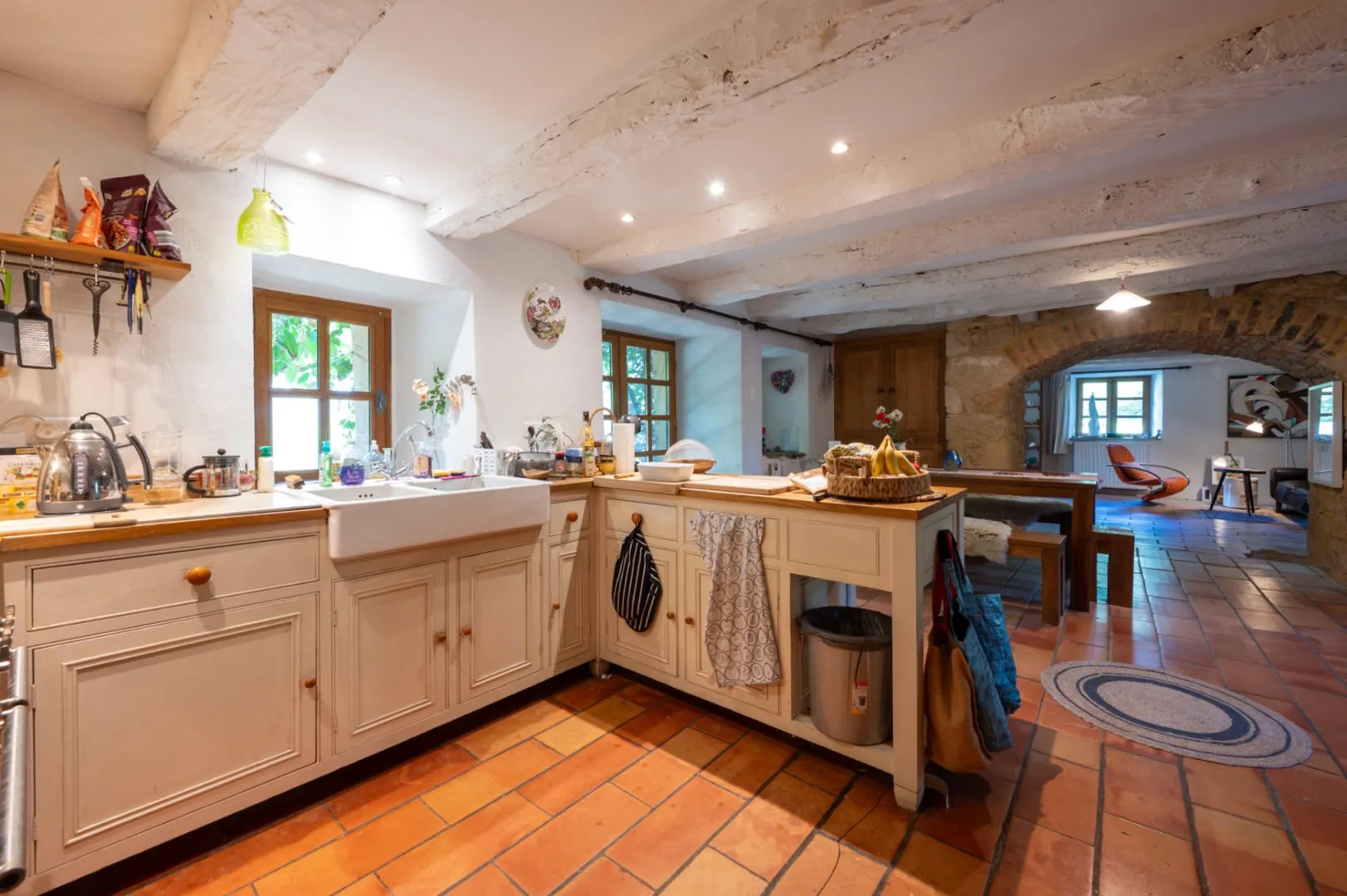 Spacious 5-Bedroom House with Pool and Expansive Grounds in Gourdon, France - View image 16 of 37