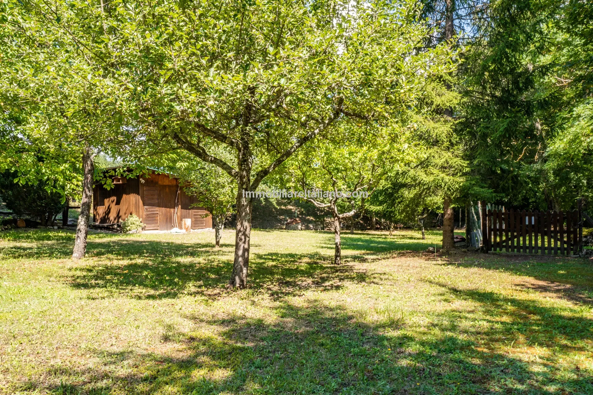 Restored Tuscan Farmhouse with Garden and Garage Near Badia Tedalda - View image 14 of 42