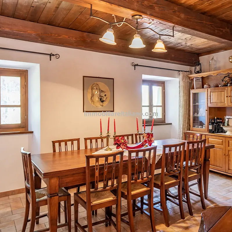 View image 21