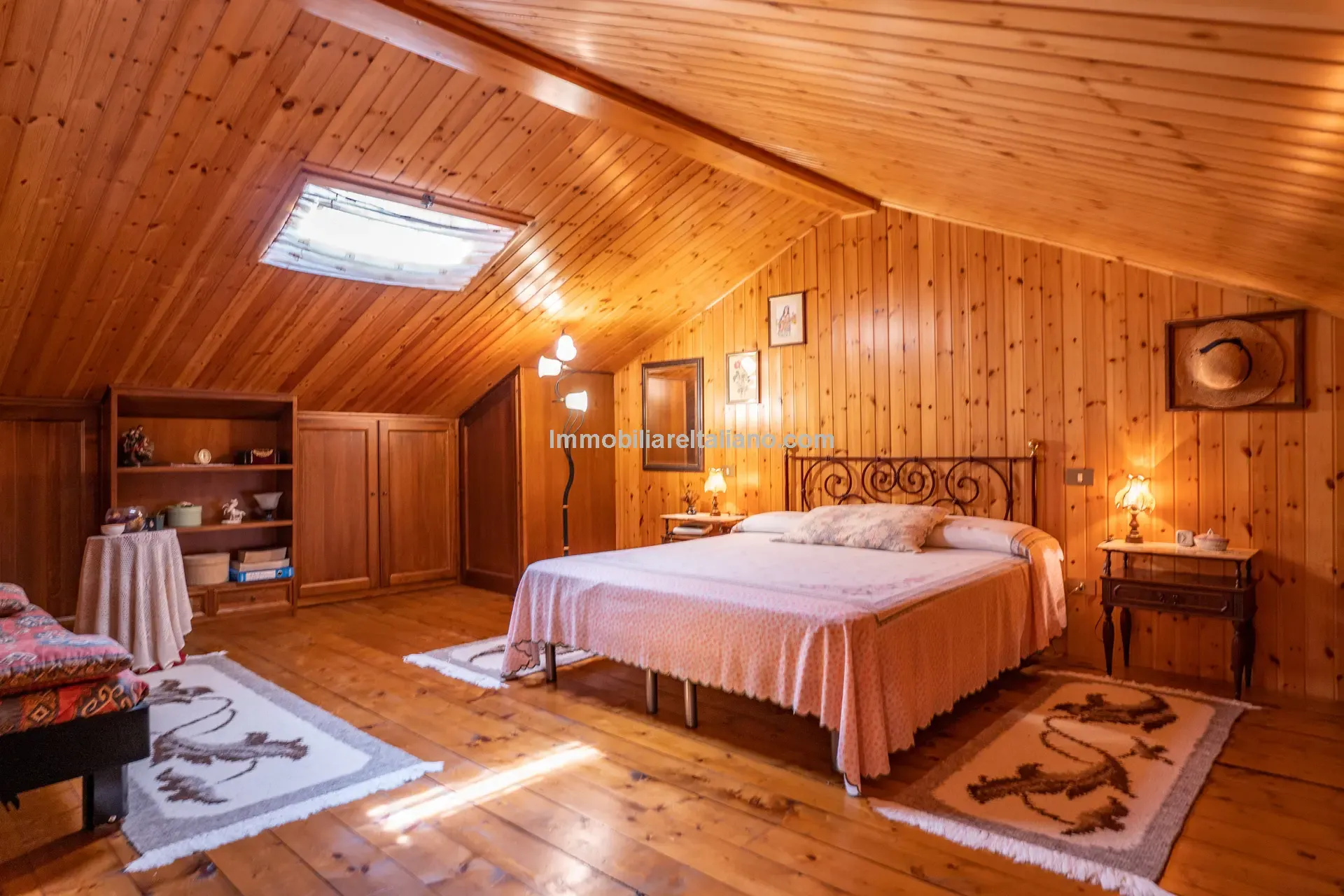 Restored Tuscan Farmhouse with Garden and Garage Near Badia Tedalda - View image 34 of 42