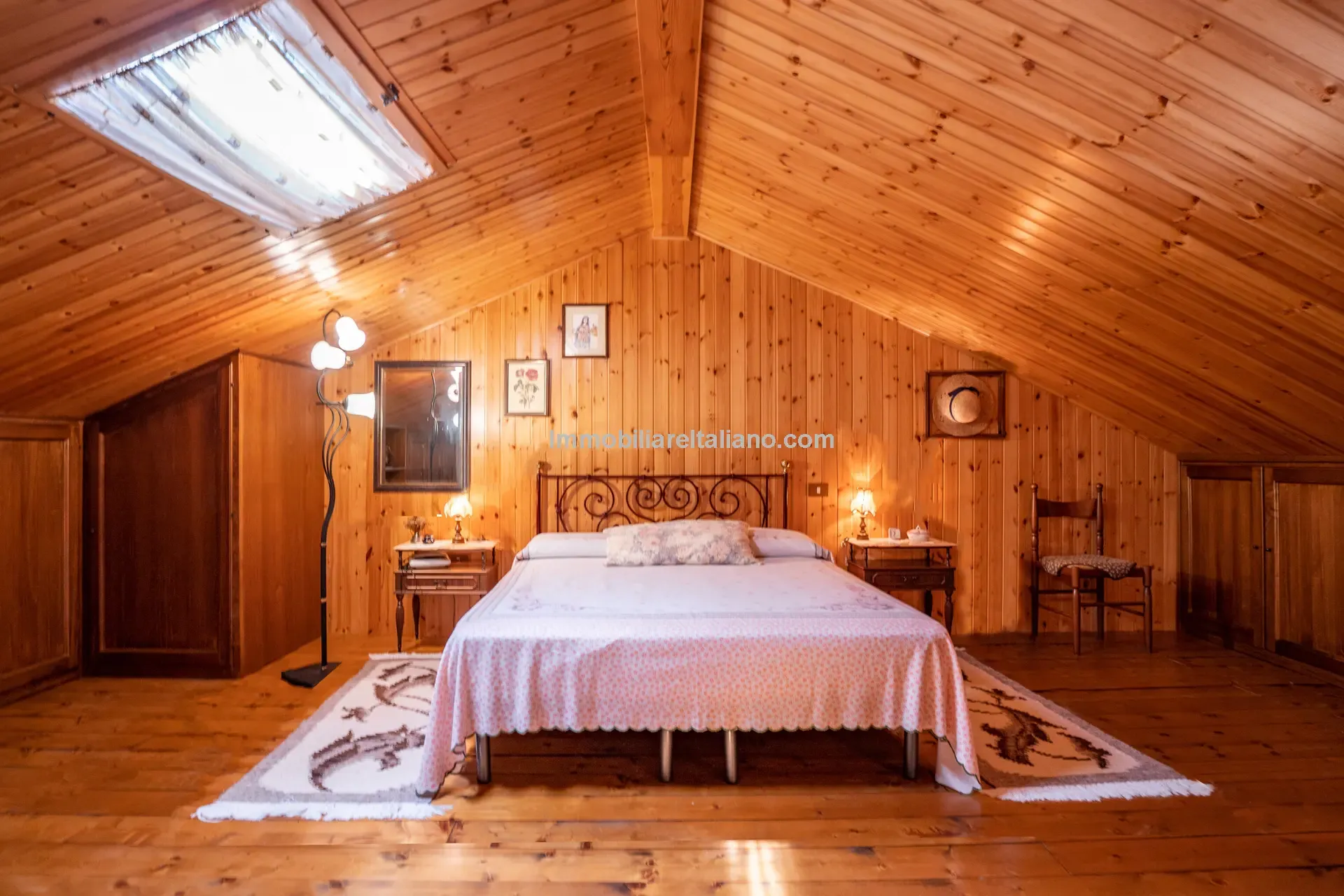 Restored Tuscan Farmhouse with Garden and Garage Near Badia Tedalda - View image 36 of 42