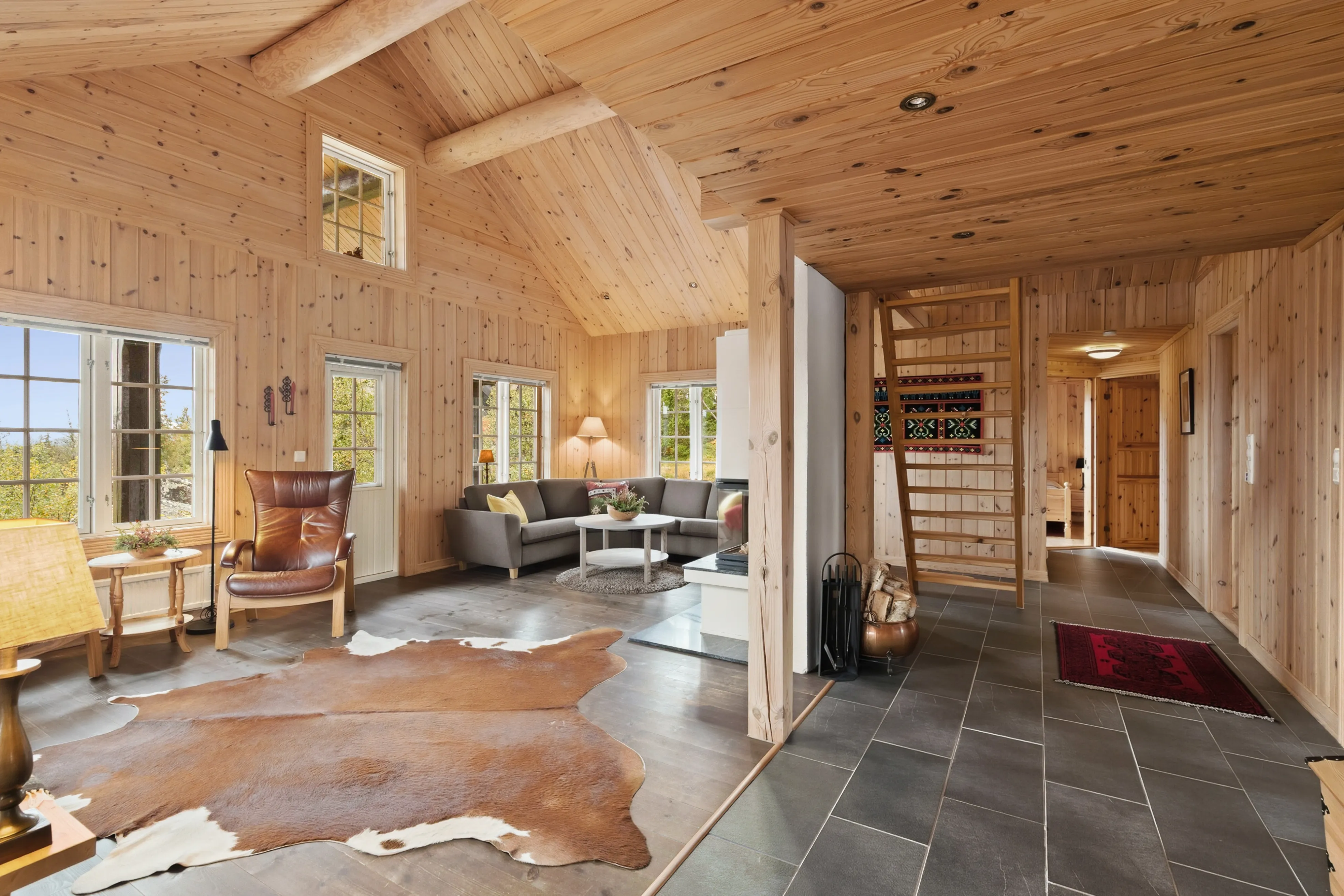 Modern 3-Bedroom Cabin in Viken with Panoramic Views and Sauna - View image 8 of 55