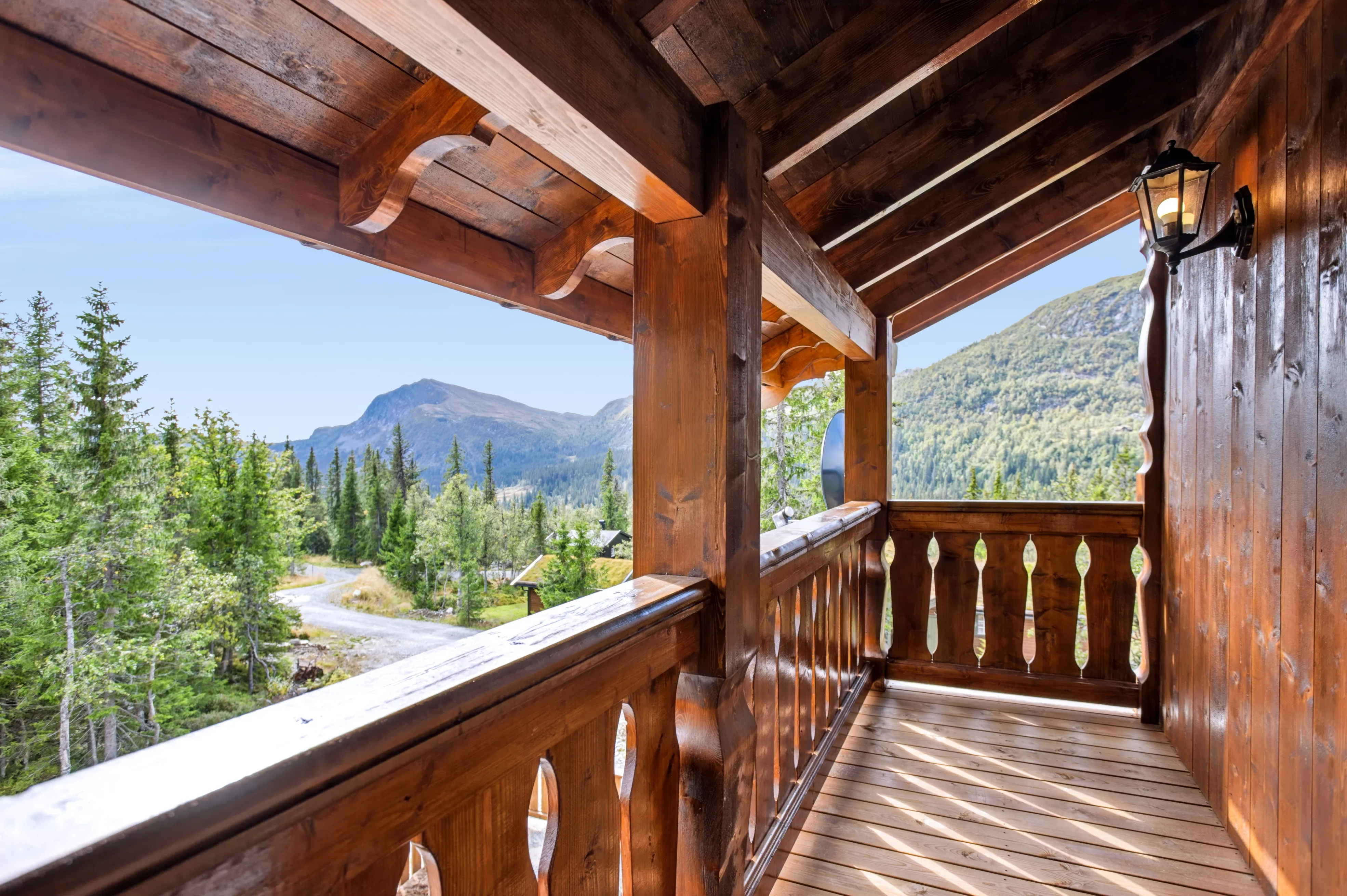 Contemporary 4-Bed Country House in Eggedal with Expansive Terrace - View image 36 of 63