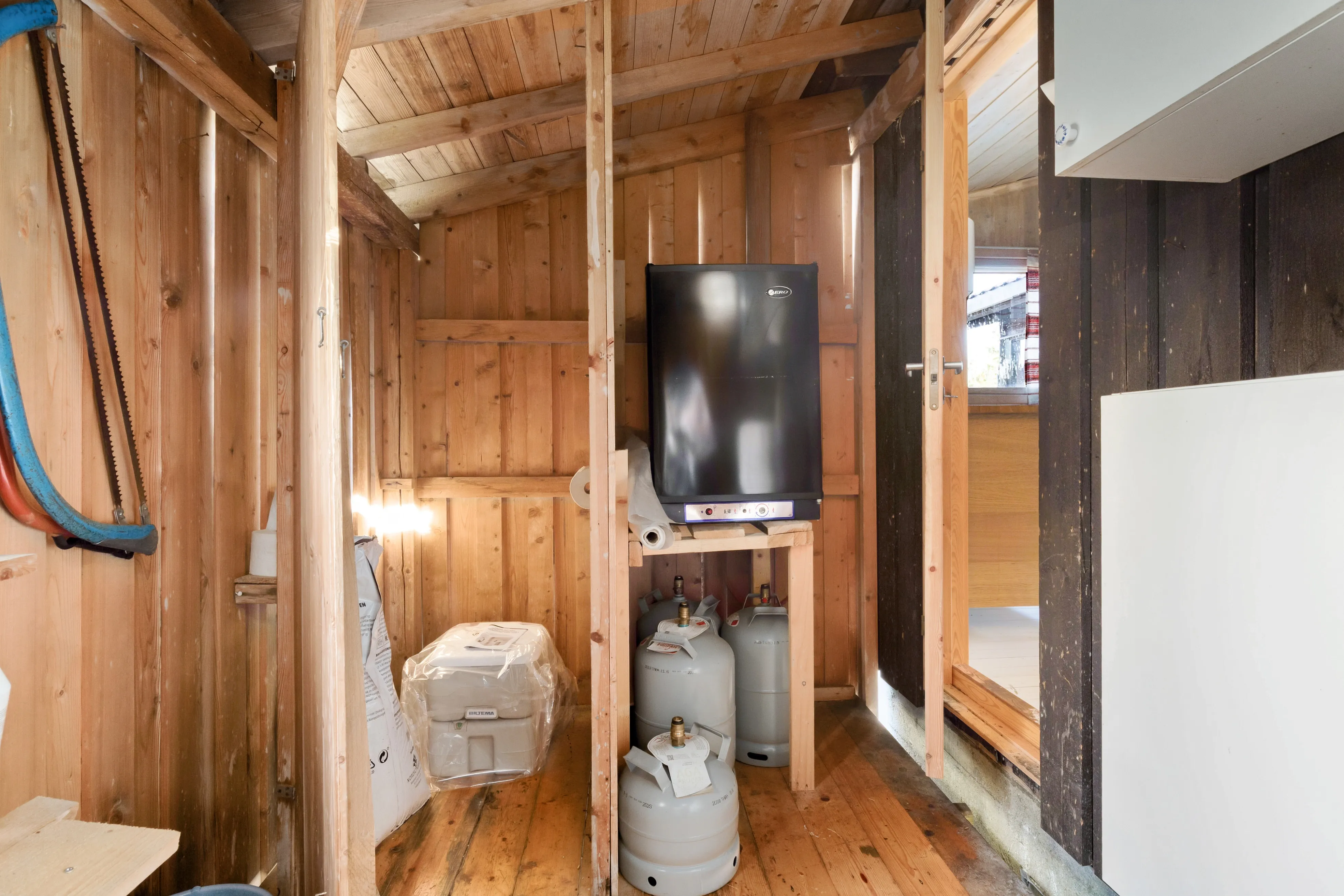 1960s Furnished Cabin with Expansive Lot in Flå, Norway - View image 26 of 37