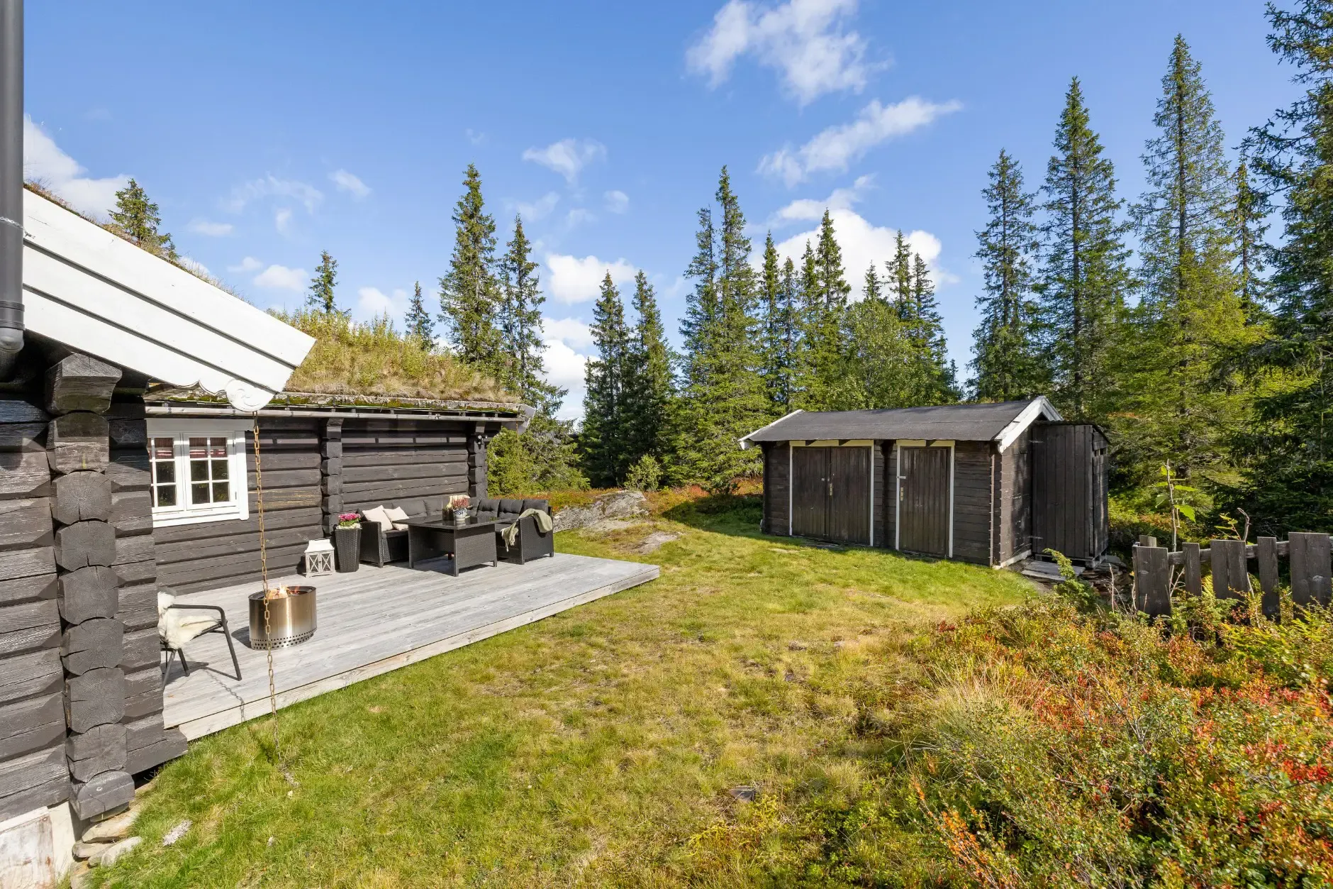 Four-Bedroom Country House with Panoramic Mountain Views in Fåvang - View image 24 of 28