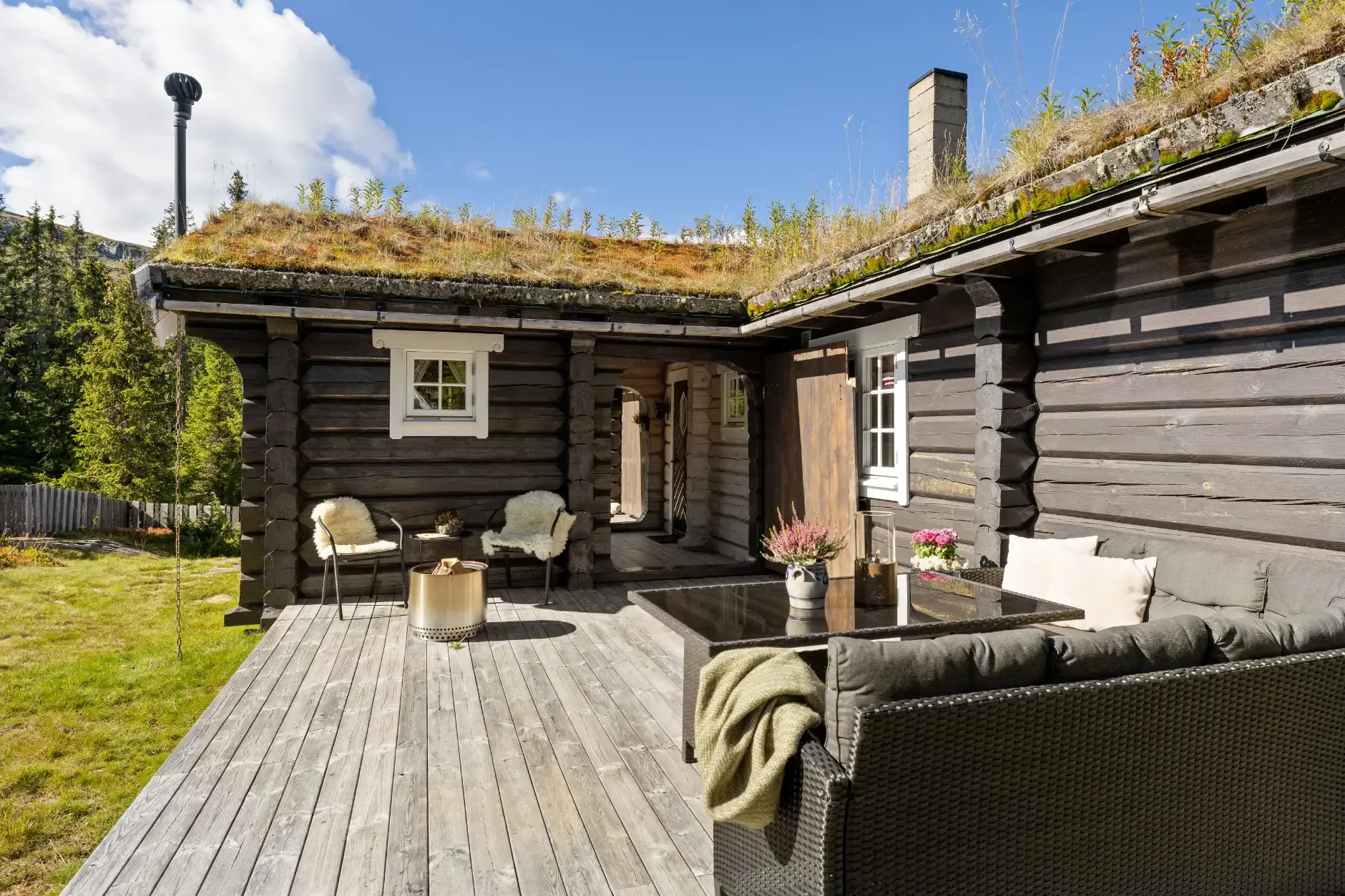 Four-Bedroom Country House with Panoramic Mountain Views in Fåvang - View image 28 of 28
