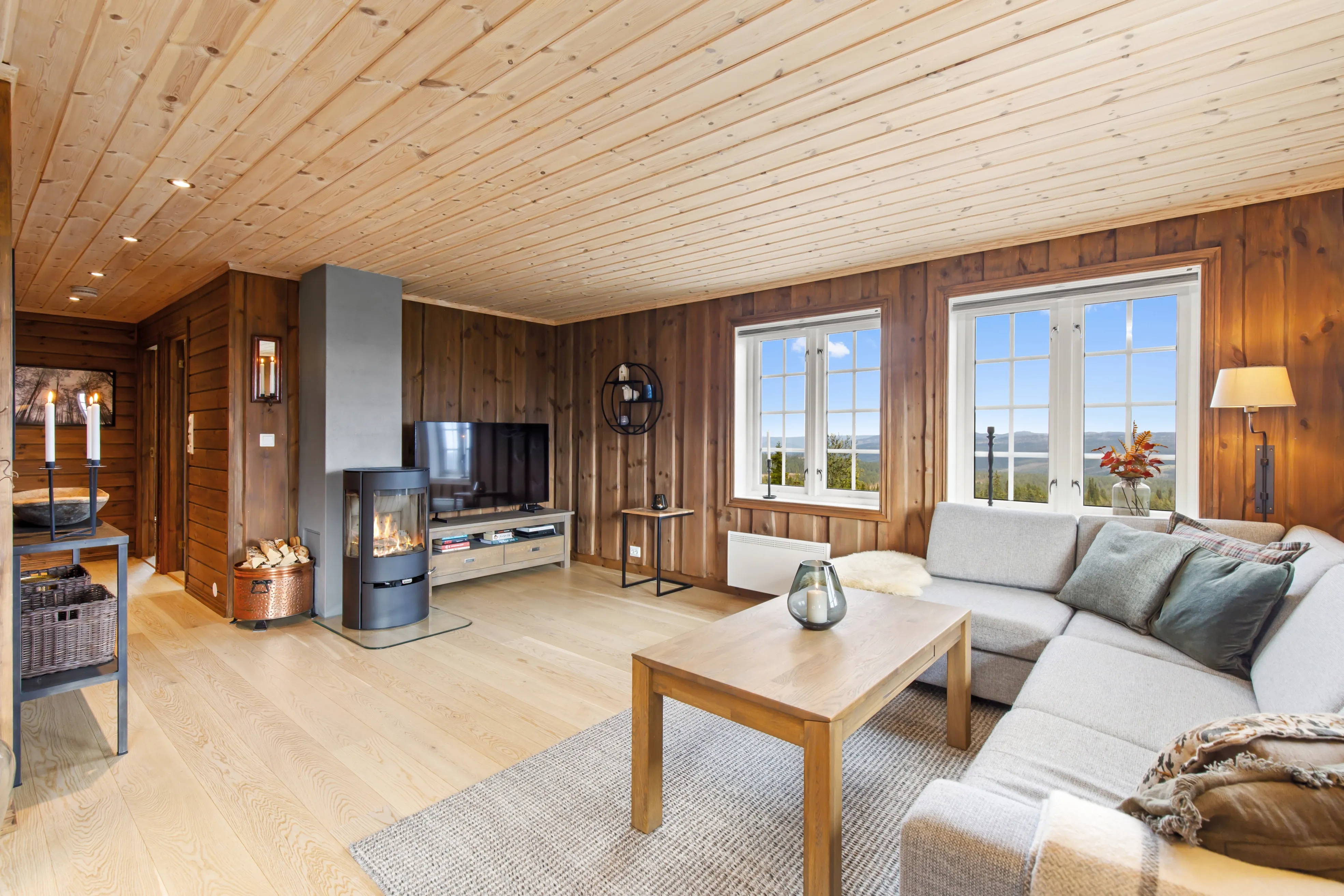 Modern 2-Bedroom Cabin with Terrace in Norway's Scenic Lyserstølen - View image 7 of 46