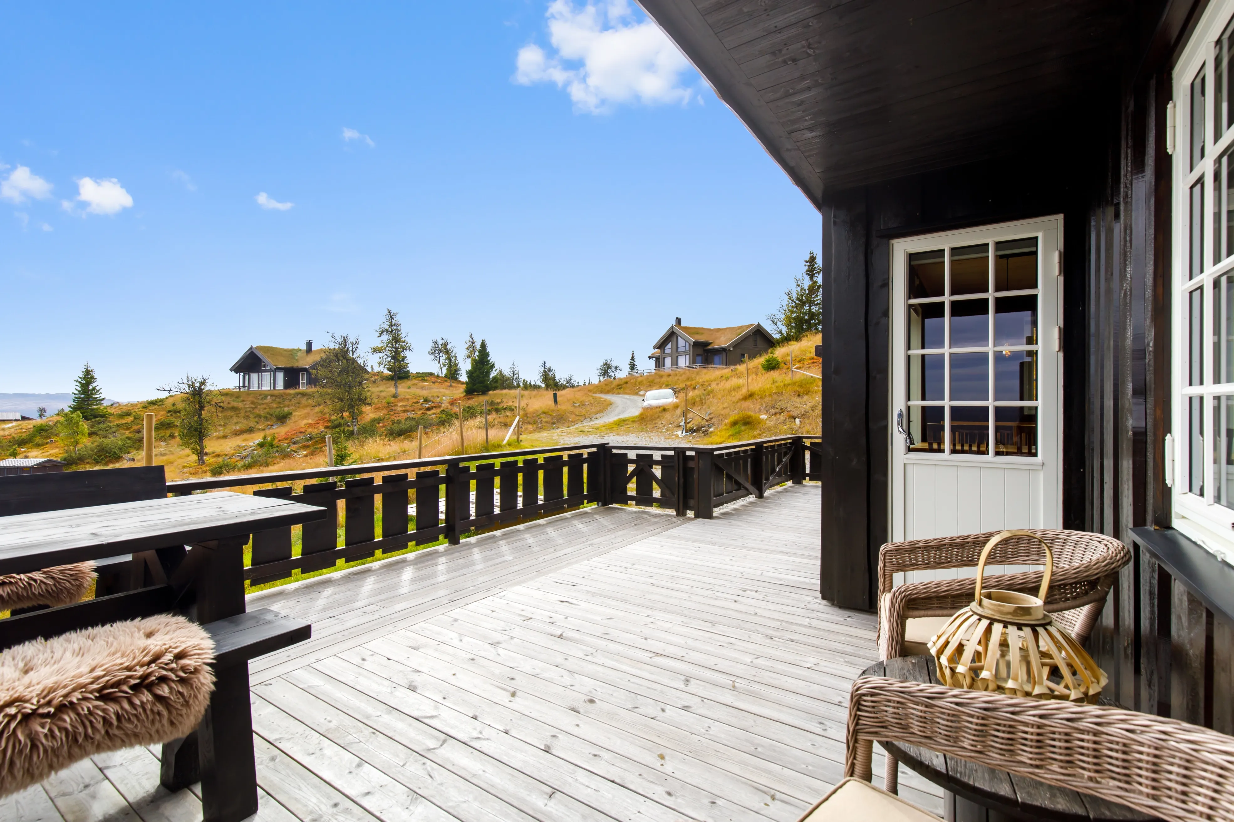 Modern 2-Bedroom Cabin with Terrace in Norway's Scenic Lyserstølen - View image 21 of 46