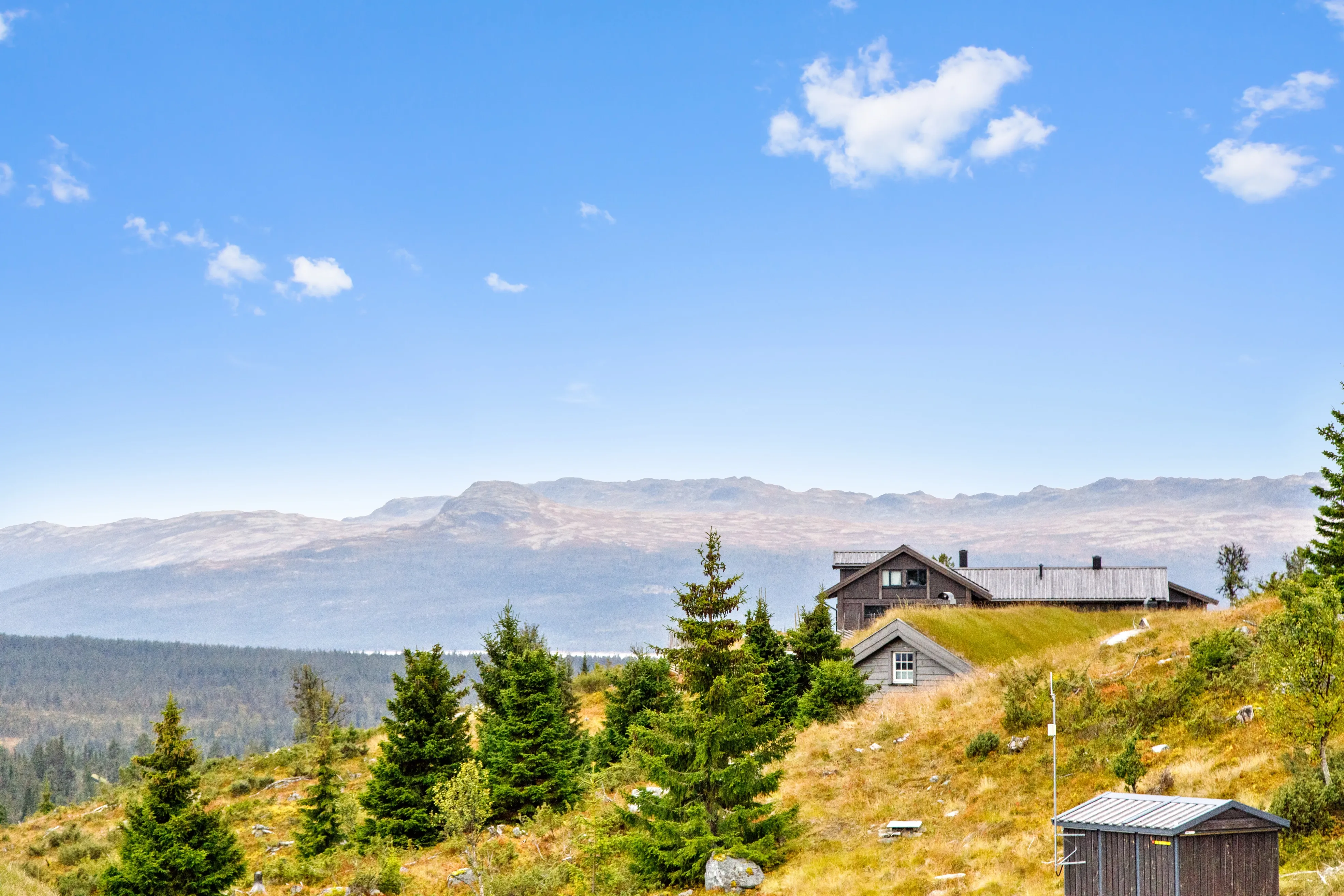 Modern 2-Bedroom Cabin with Terrace in Norway's Scenic Lyserstølen - View image 23 of 46