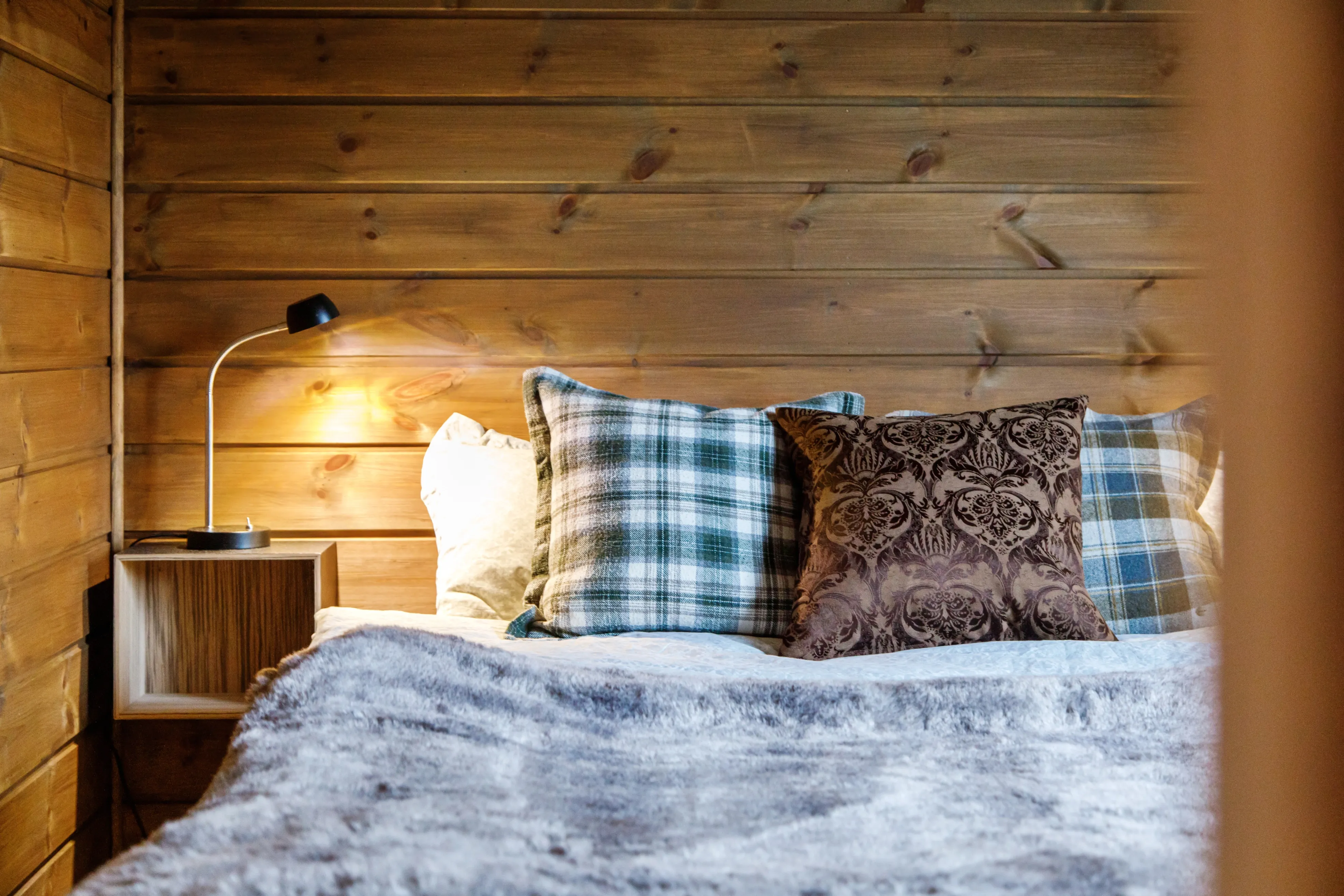 Modern 2-Bedroom Cabin with Terrace in Norway's Scenic Lyserstølen - View image 28 of 46