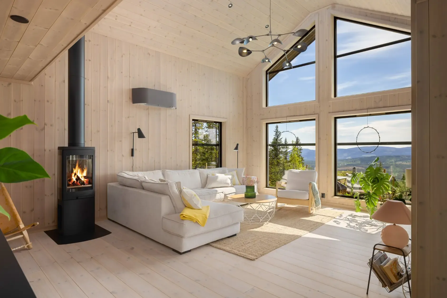 Contemporary 3-Bedroom Country House with Terrace in Norway's Scenic Innlandet - View image 9 of 49