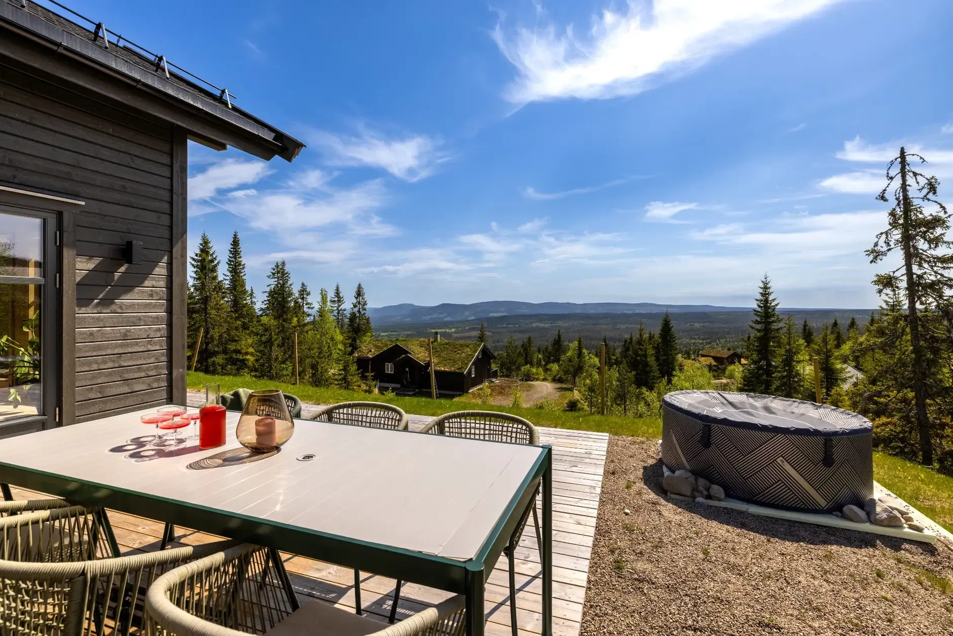 Contemporary 3-Bedroom Country House with Terrace in Norway's Scenic Innlandet - View image 14 of 49