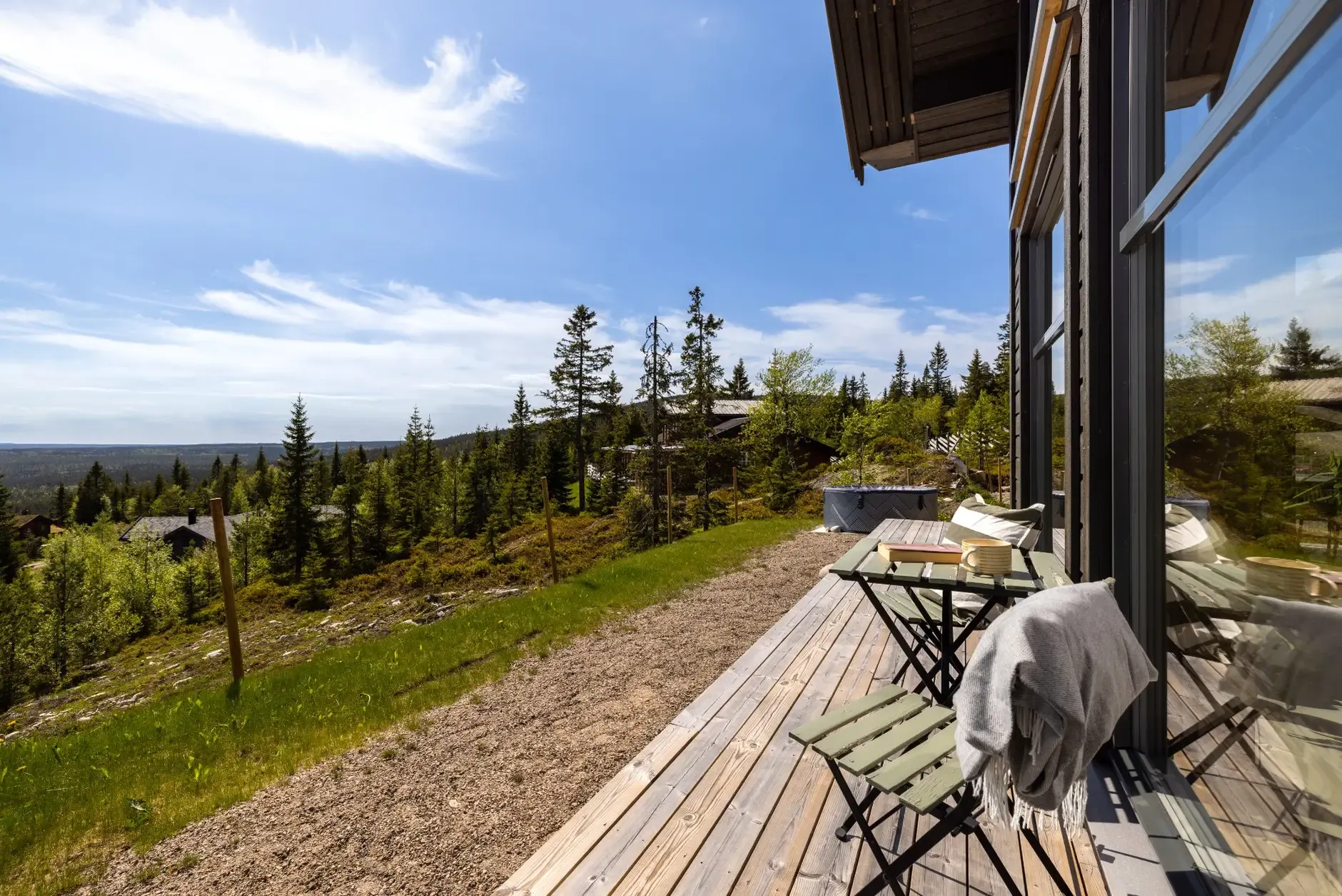 Contemporary 3-Bedroom Country House with Terrace in Norway's Scenic Innlandet - View image 16 of 49