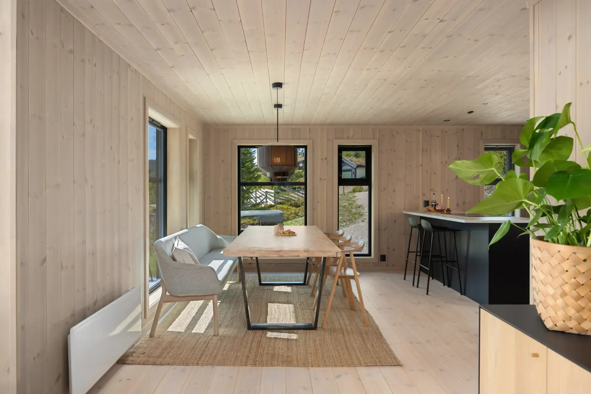Contemporary 3-Bedroom Country House with Terrace in Norway's Scenic Innlandet - View image 18 of 49
