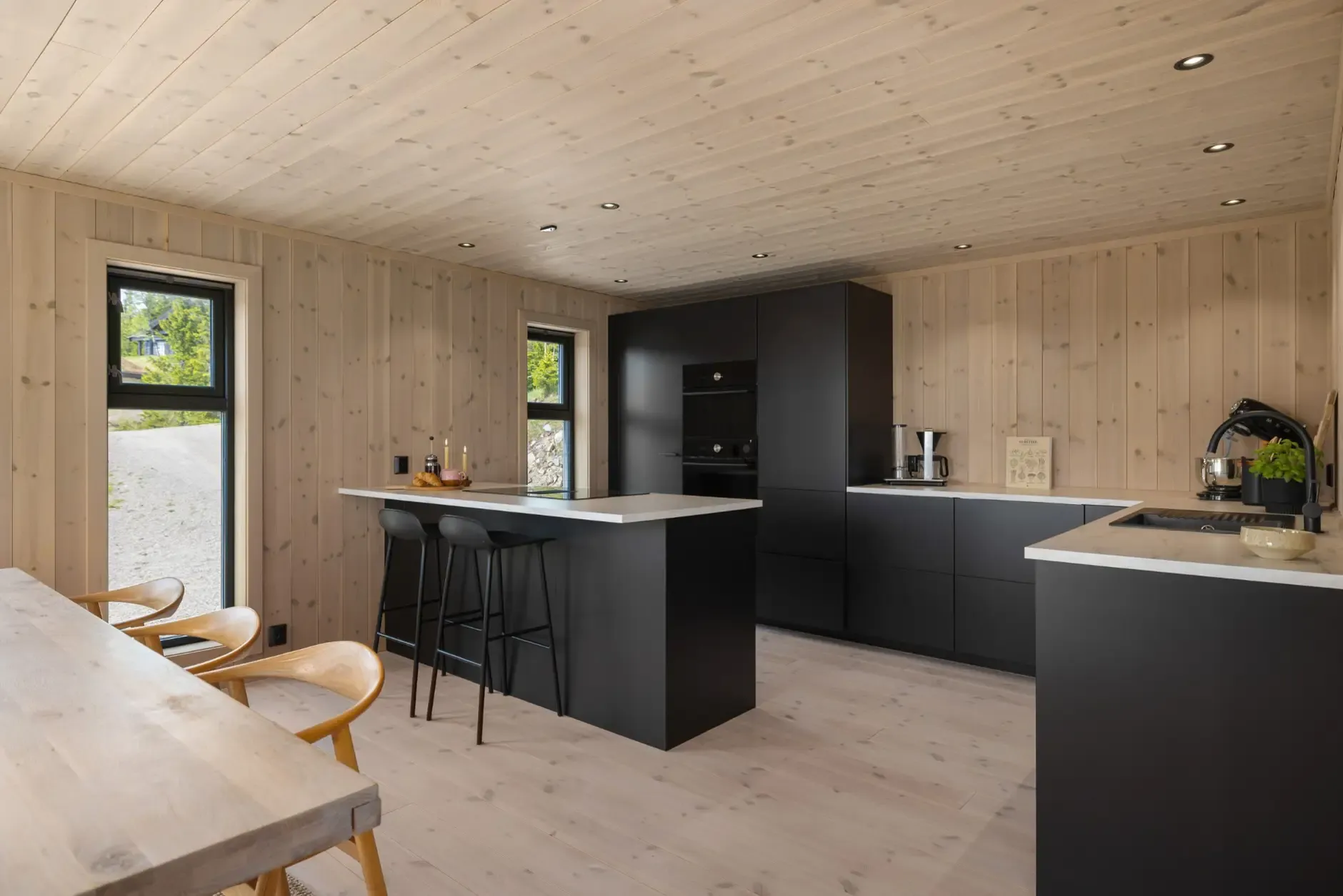 Contemporary 3-Bedroom Country House with Terrace in Norway's Scenic Innlandet - View image 20 of 49