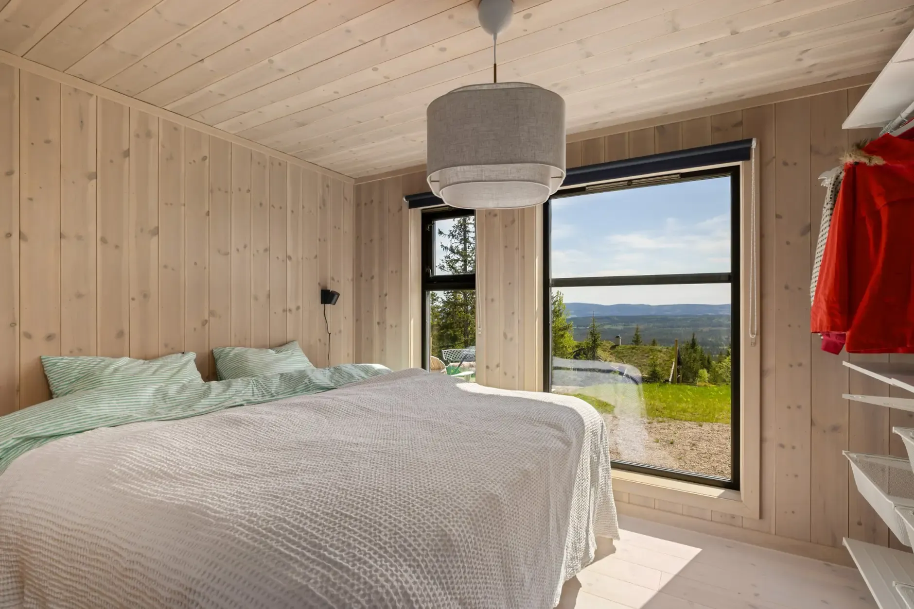 Contemporary 3-Bedroom Country House with Terrace in Norway's Scenic Innlandet - View image 30 of 49