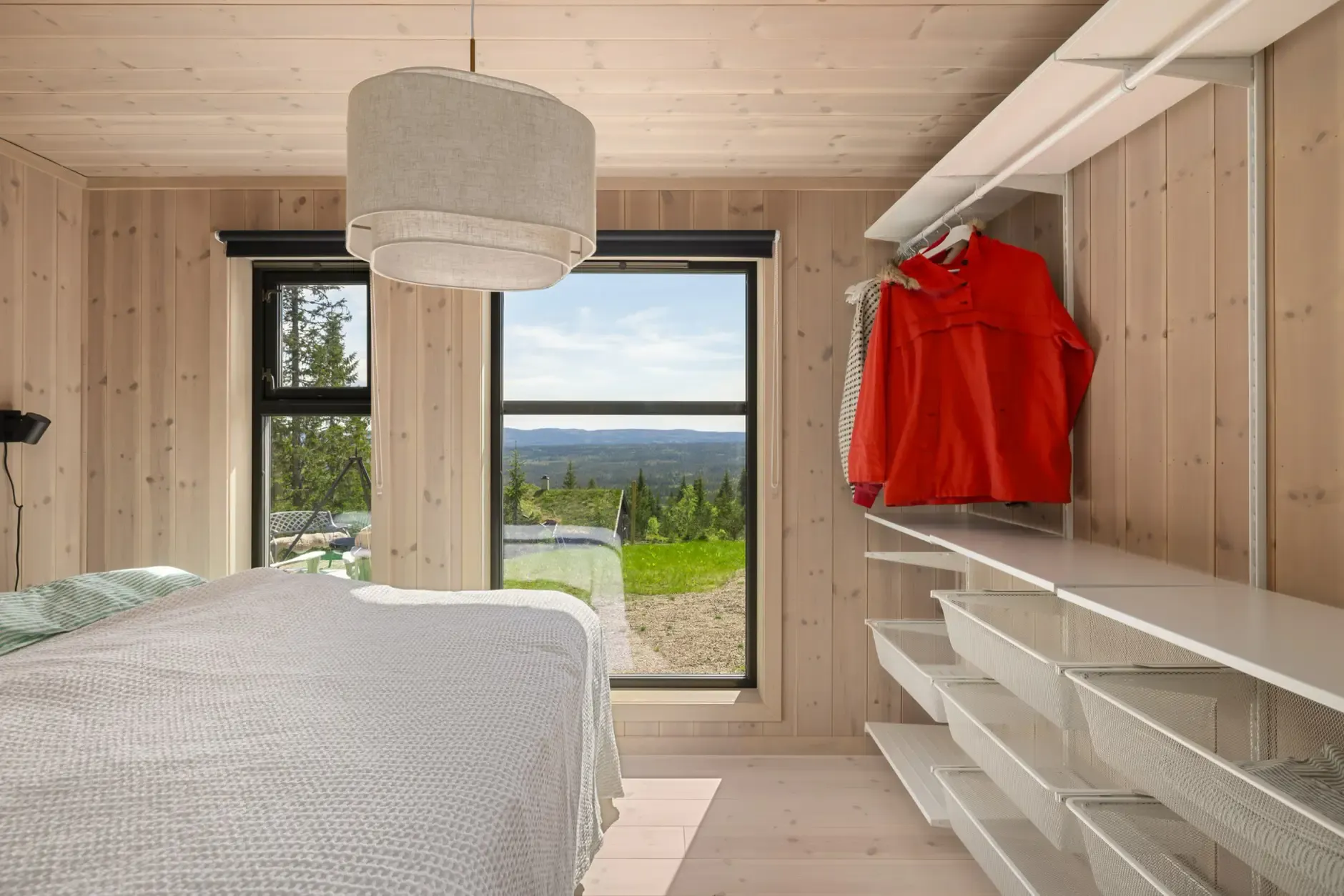 Contemporary 3-Bedroom Country House with Terrace in Norway's Scenic Innlandet - View image 31 of 49