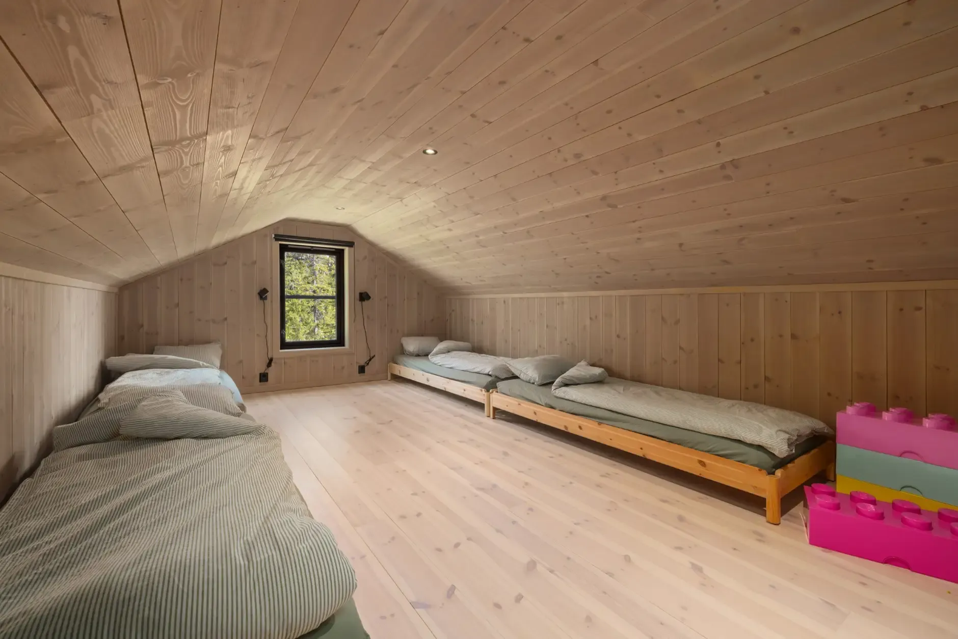 Contemporary 3-Bedroom Country House with Terrace in Norway's Scenic Innlandet - View image 42 of 49