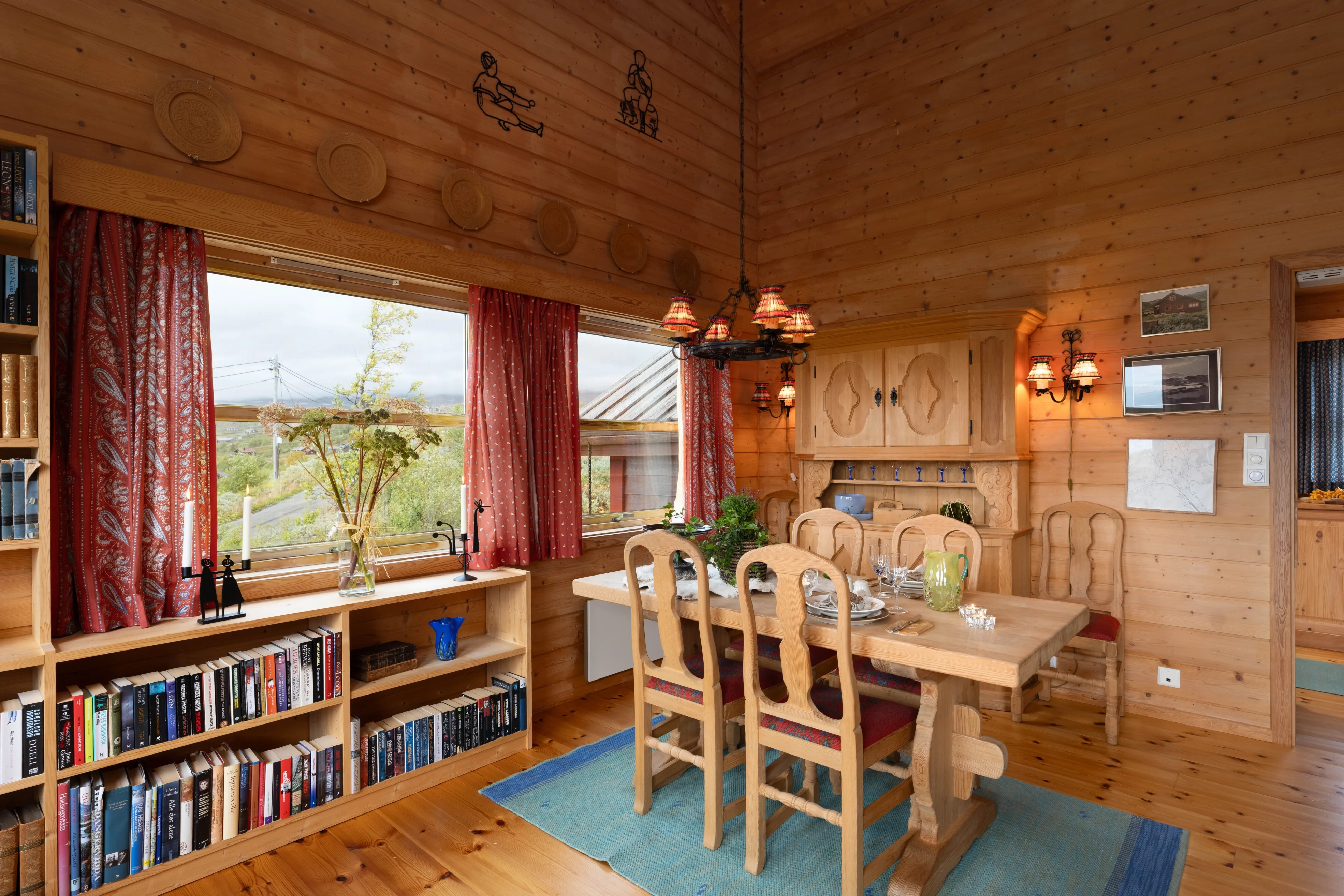 Norwegian Mountain Cabin with Expansive Grounds and Ski Access - View image 9 of 27