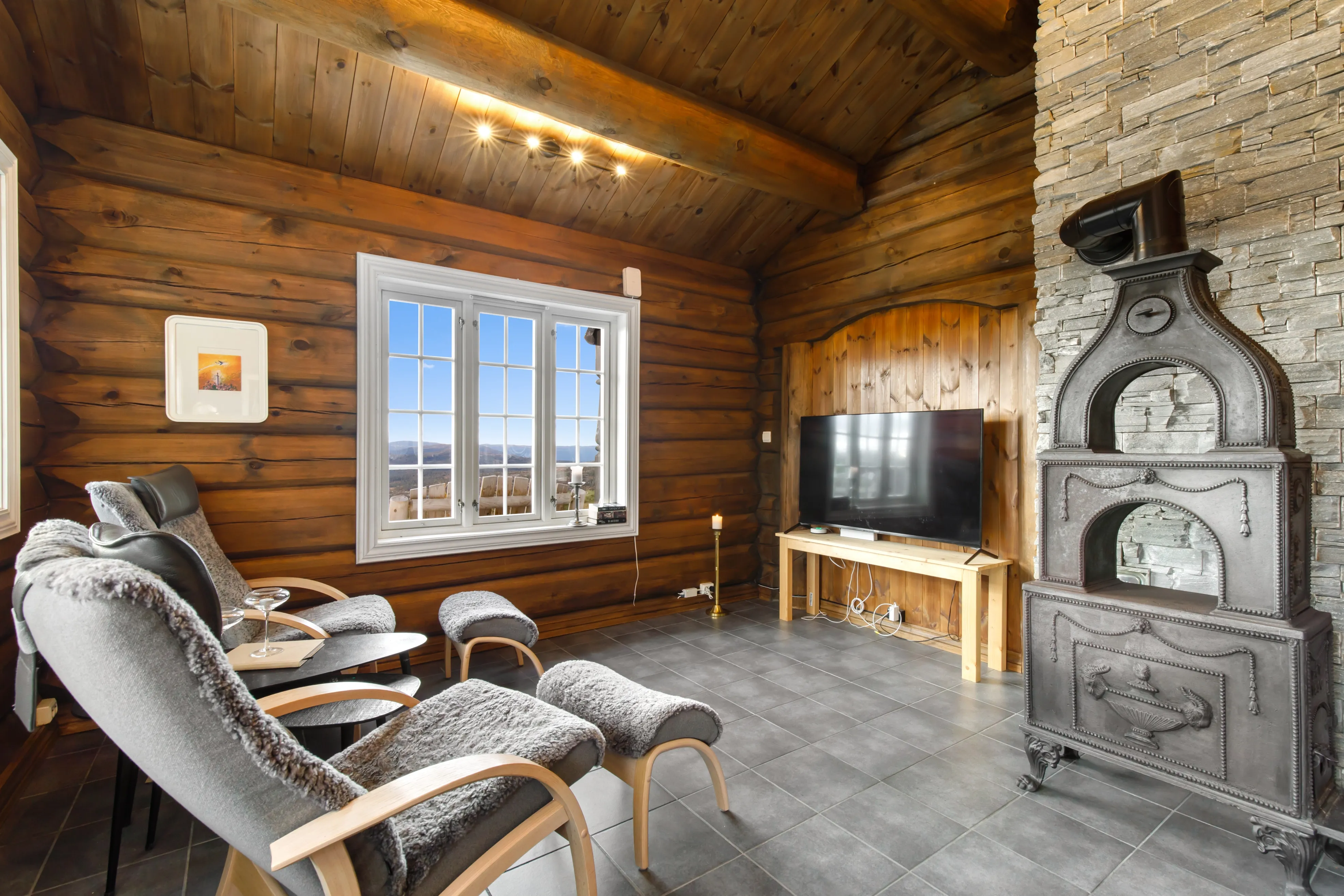 Contemporary 4-Bedroom Cabin with Mountain Views in Flå, Norway - View image 20 of 62