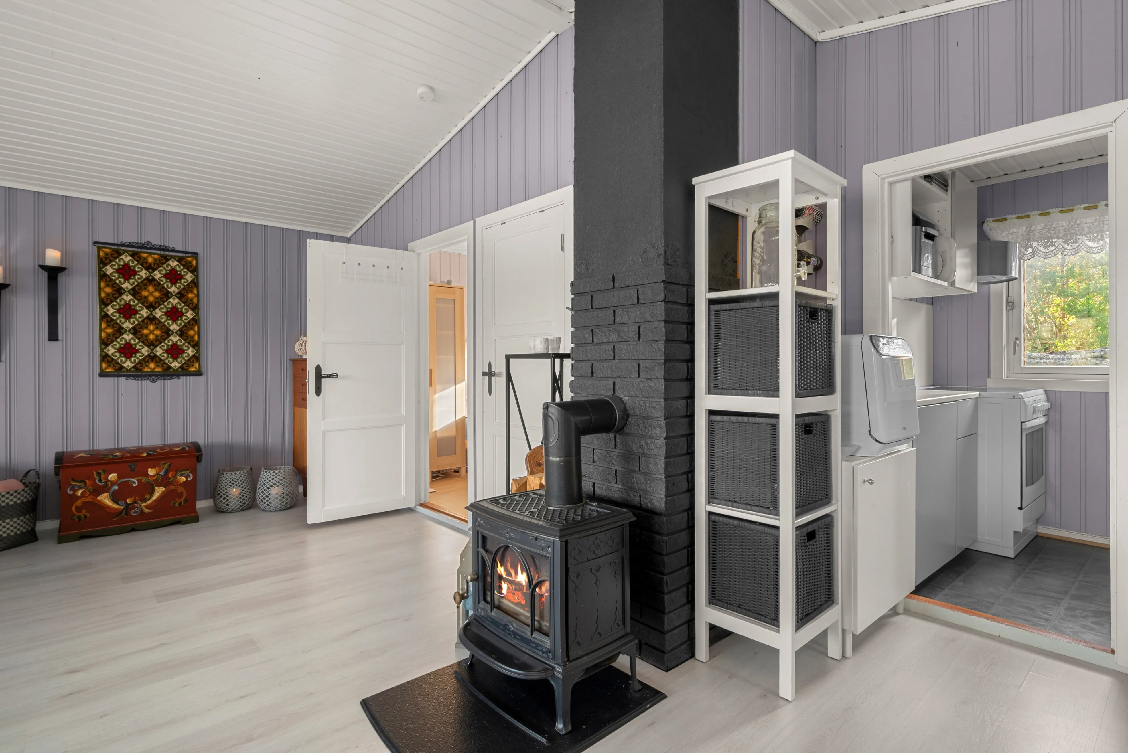 1970s Lakeside Cabin with Terrace and Dock in Hitra, Norway - View image 11 of 30