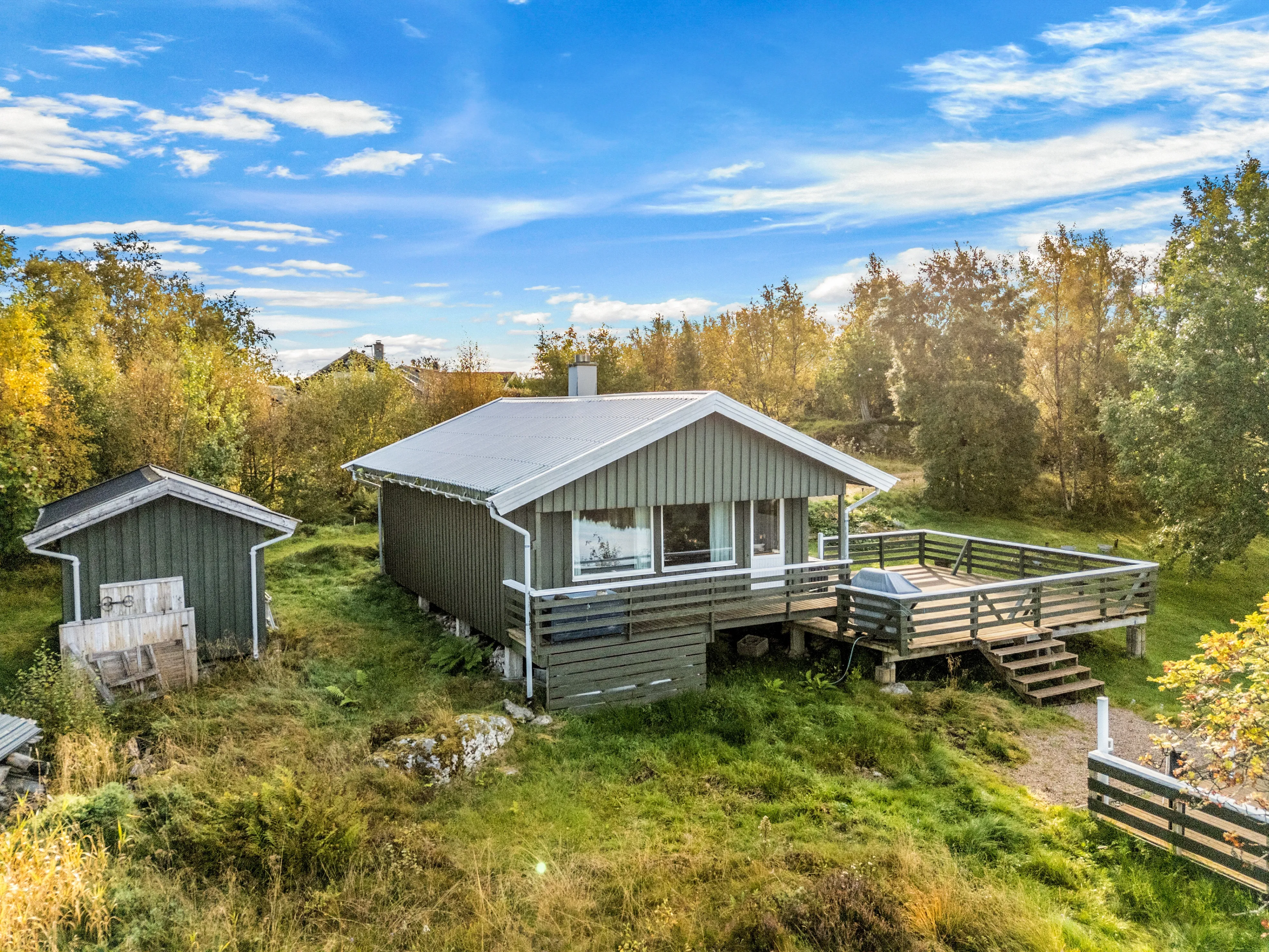 1970s Lakeside Cabin with Terrace and Dock in Hitra, Norway - View image 20 of 30