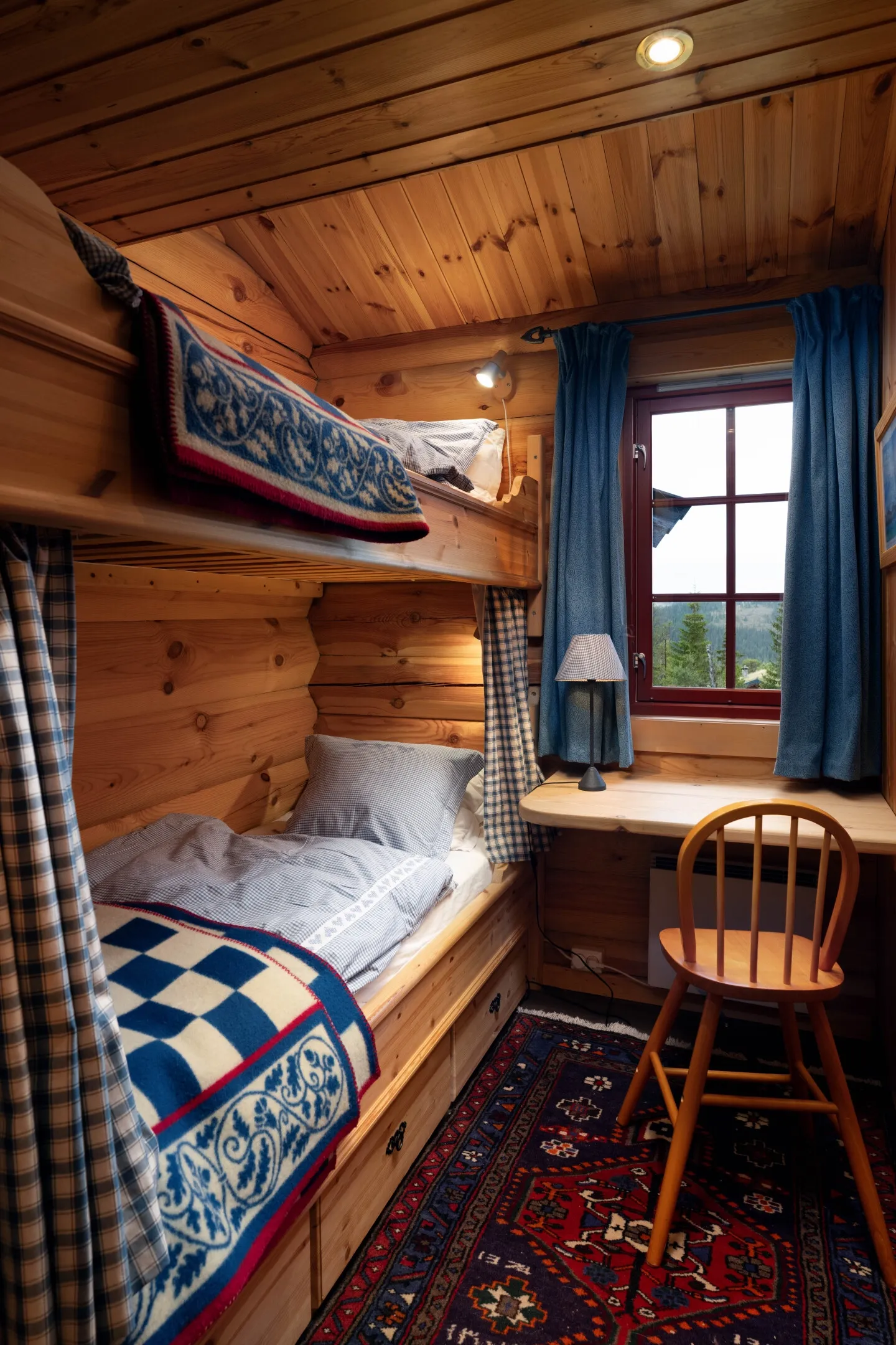 4-Bedroom Log Cabin with Fireplace and Terrace in Scenic Nesbyen, Norway - View image 24 of 46