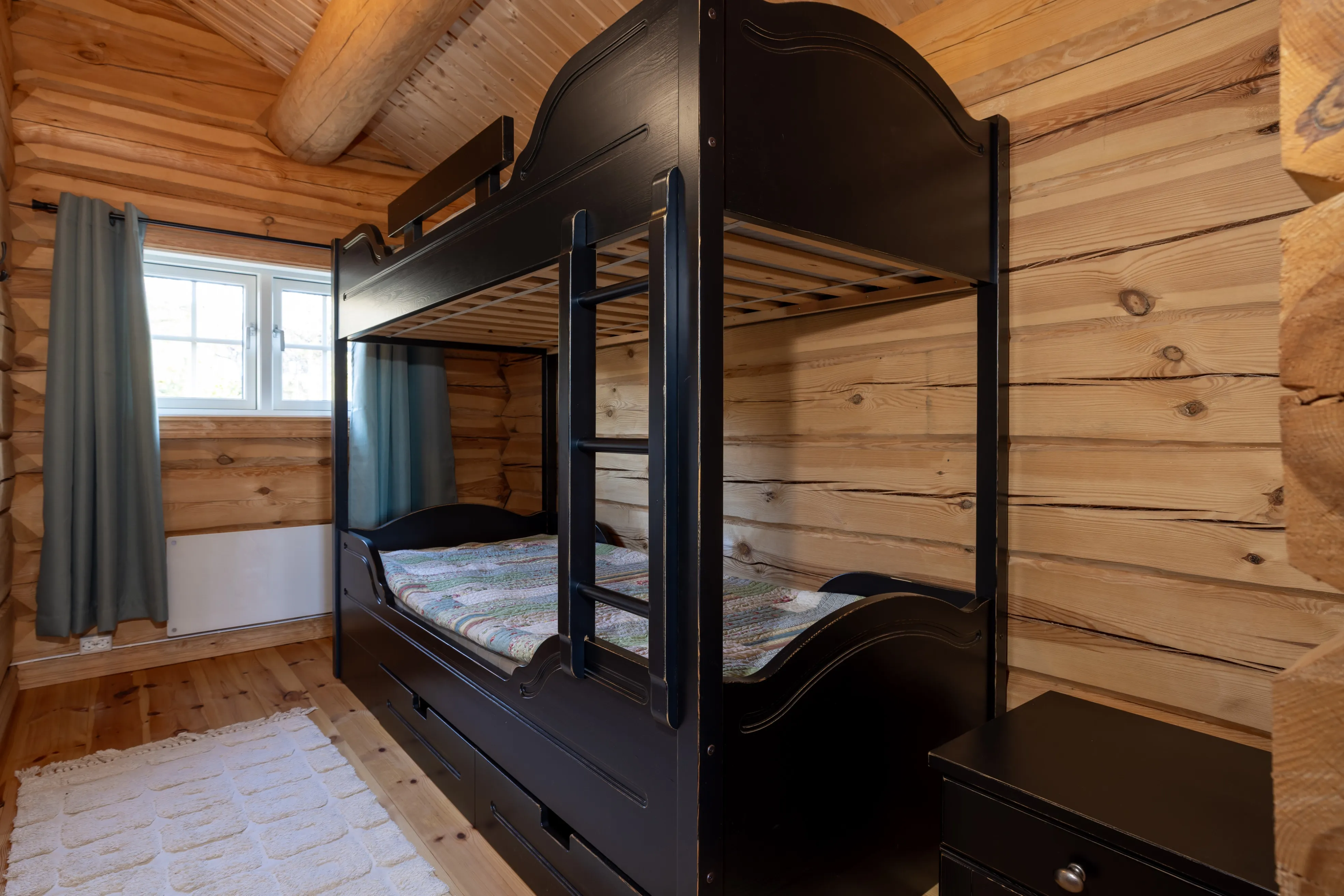 Modern 5-Bedroom Cabin with Expansive Garden and Terrace in Nesbyen - View image 27 of 45
