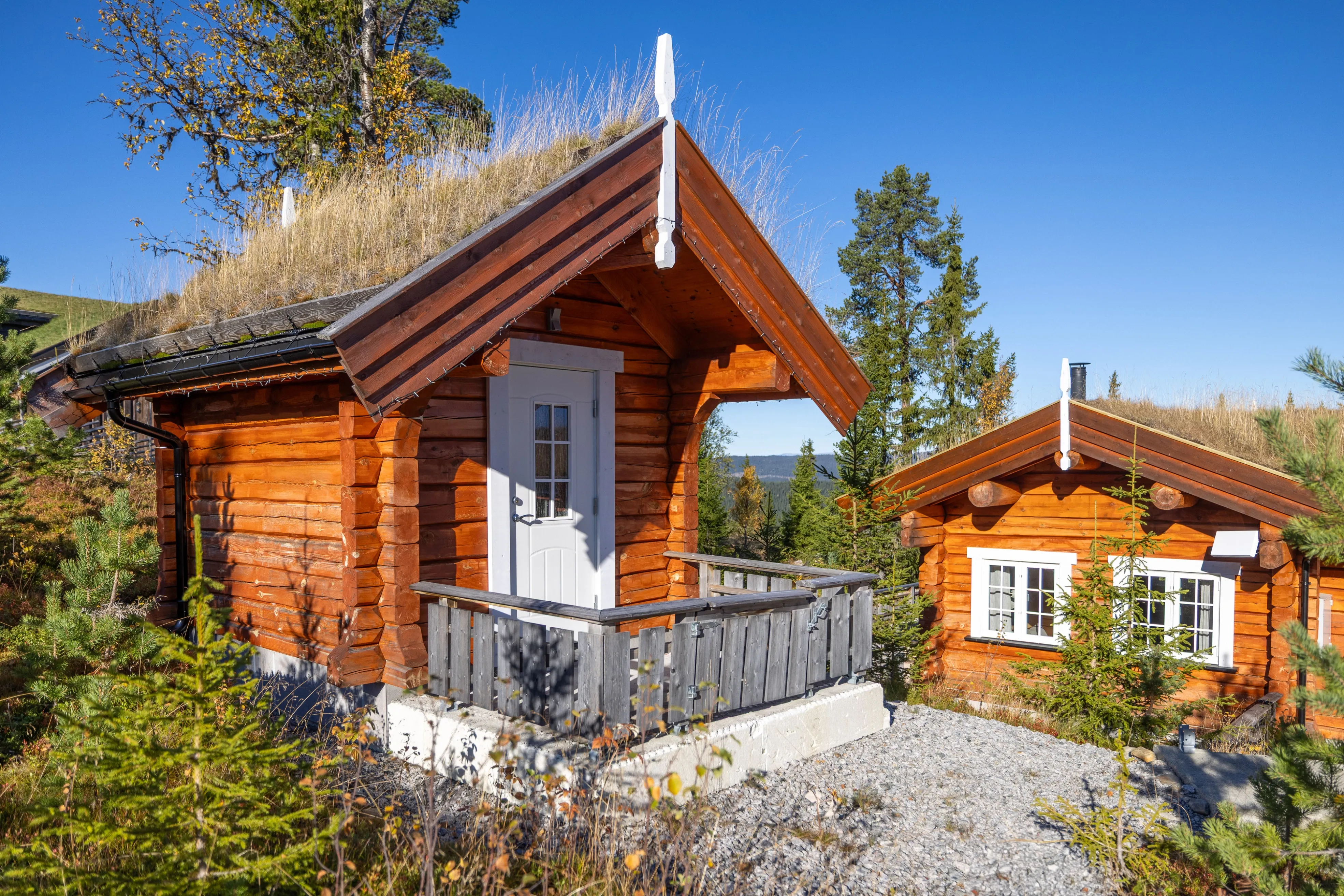 Modern 5-Bedroom Cabin with Expansive Garden and Terrace in Nesbyen - View image 34 of 45
