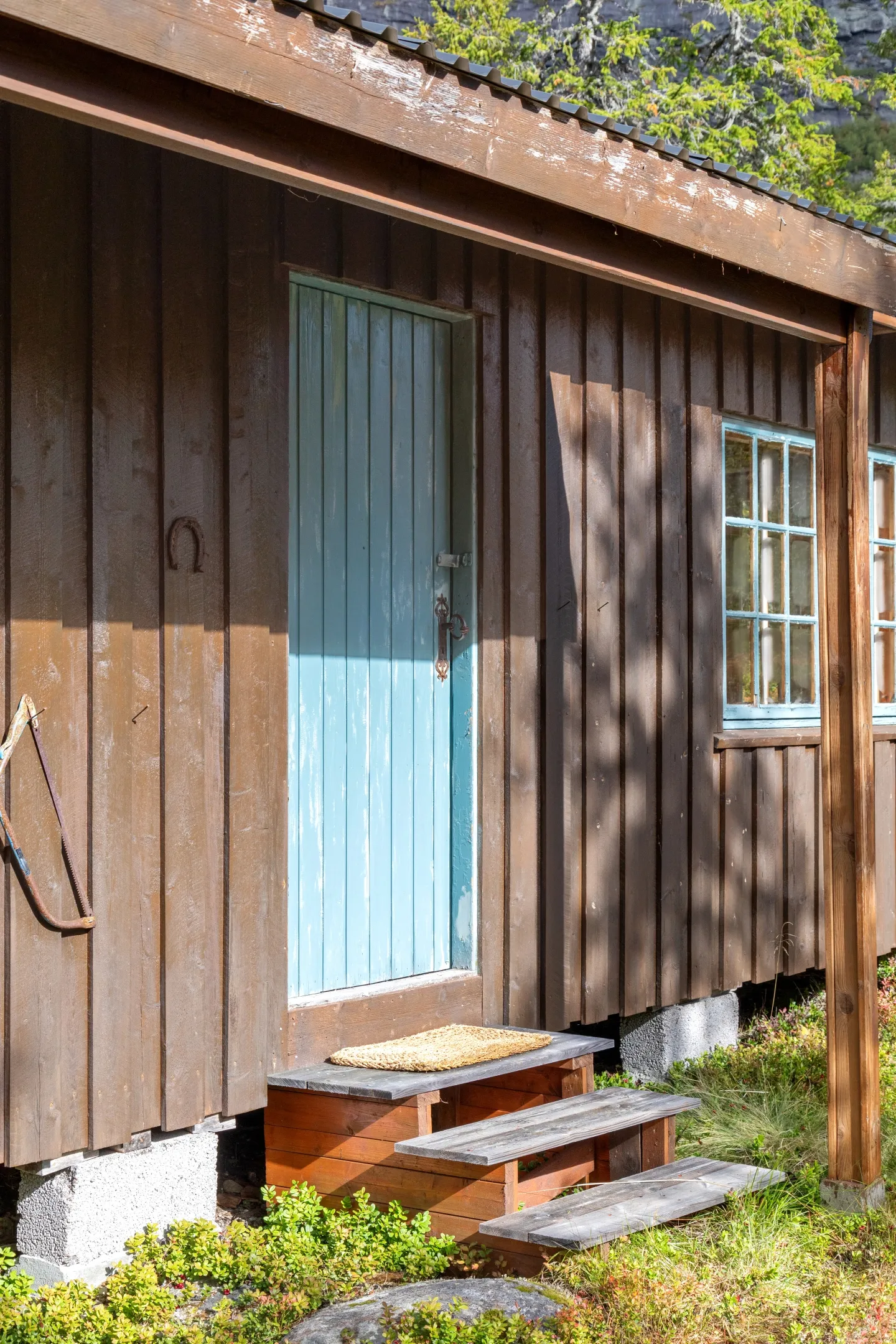 Norwegian Cabin Retreat with Expansive Grounds in Scenic Skardsdalen - View image 6 of 27