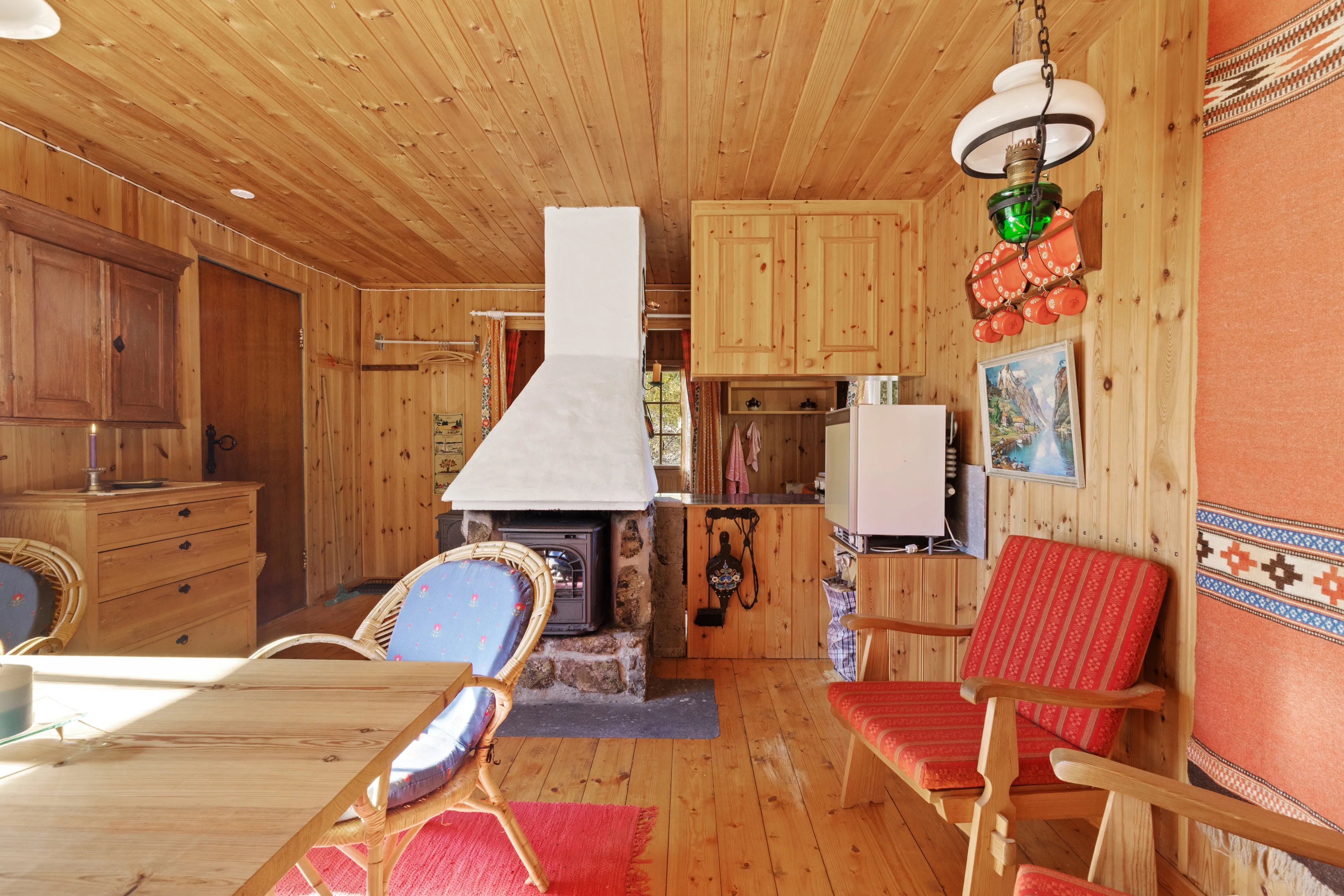 Norwegian Cabin Retreat with Expansive Grounds in Scenic Skardsdalen - View image 14 of 27