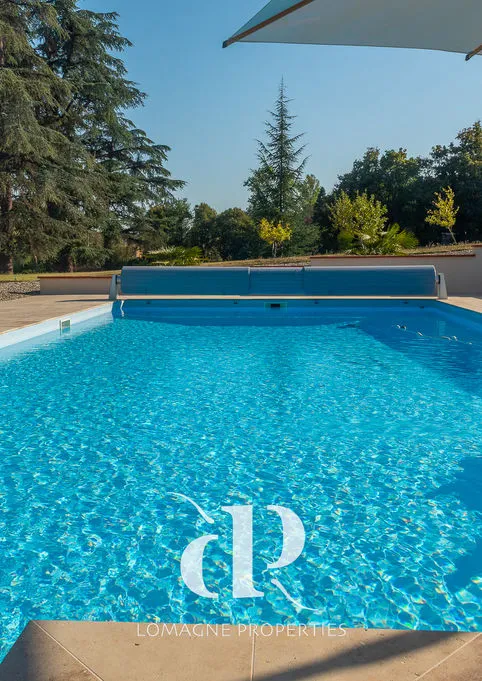 Spacious 10-Bedroom Country Retreat with Pool in Tarn et Garonne - Image 2