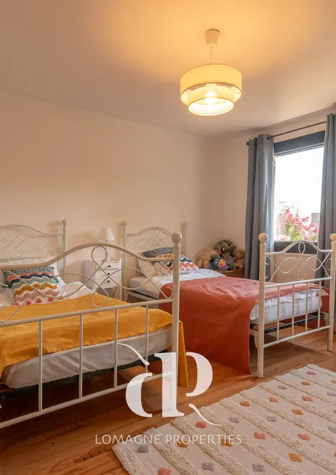 Spacious 10-Bedroom Country Retreat with Pool in Tarn et Garonne - View image 17 of 26