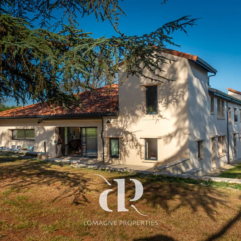 View image 19