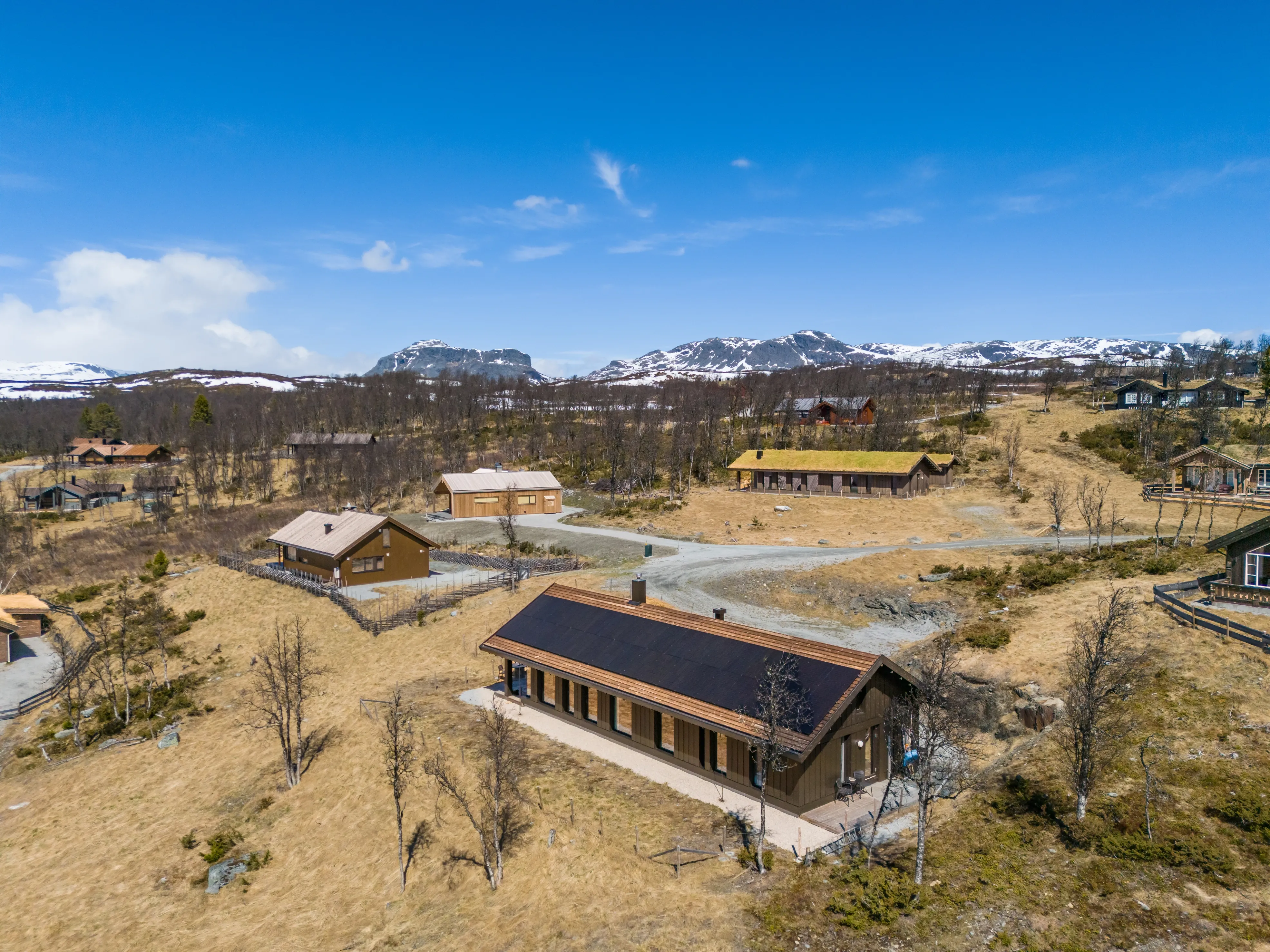 Modernt lanthus med 3 sovrum i Ål, med stor terrass och parkering - Visa bild 36 av 40