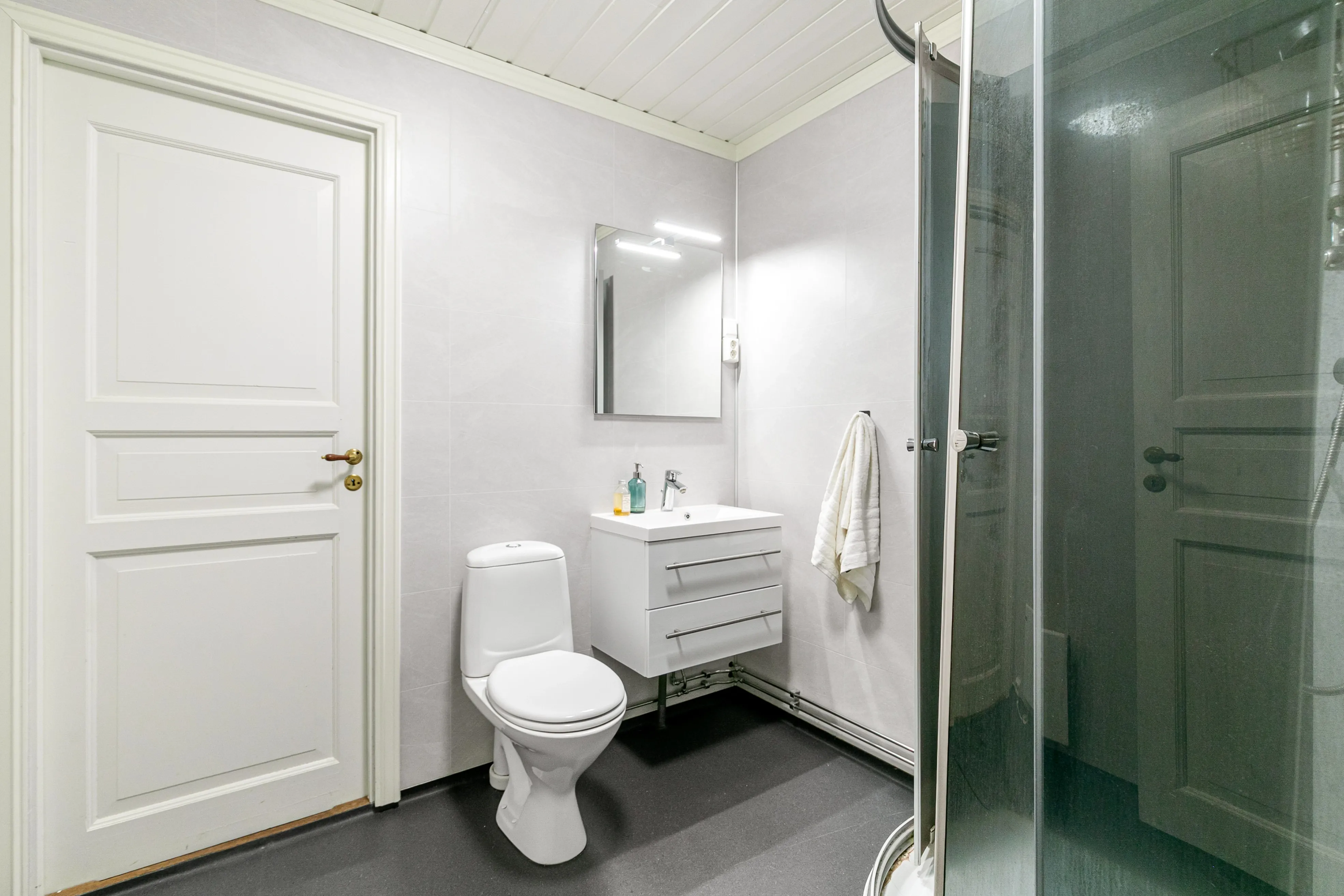 Maison familiale victorienne de 6 chambres à Brumunddal, avec jardins et terrasse - Voir l'image 29 sur 44