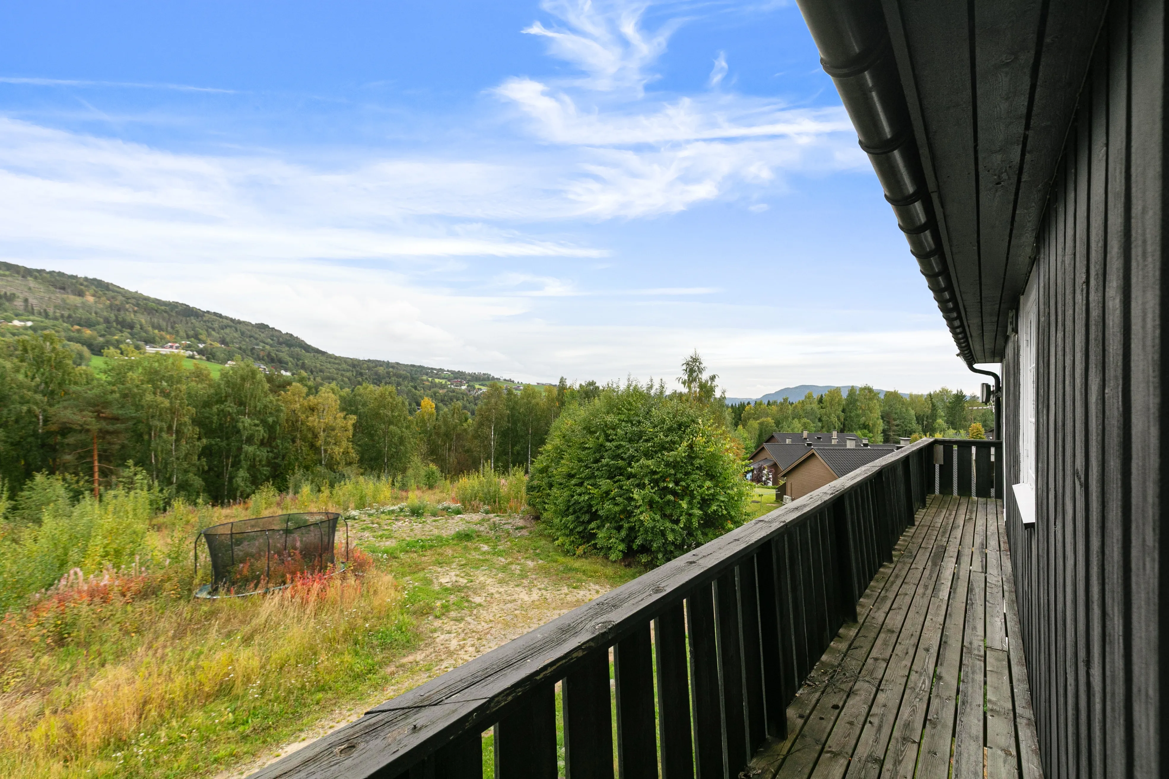 Maison familiale victorienne de 6 chambres à Brumunddal, avec jardins et terrasse - Voir l'image 32 sur 44
