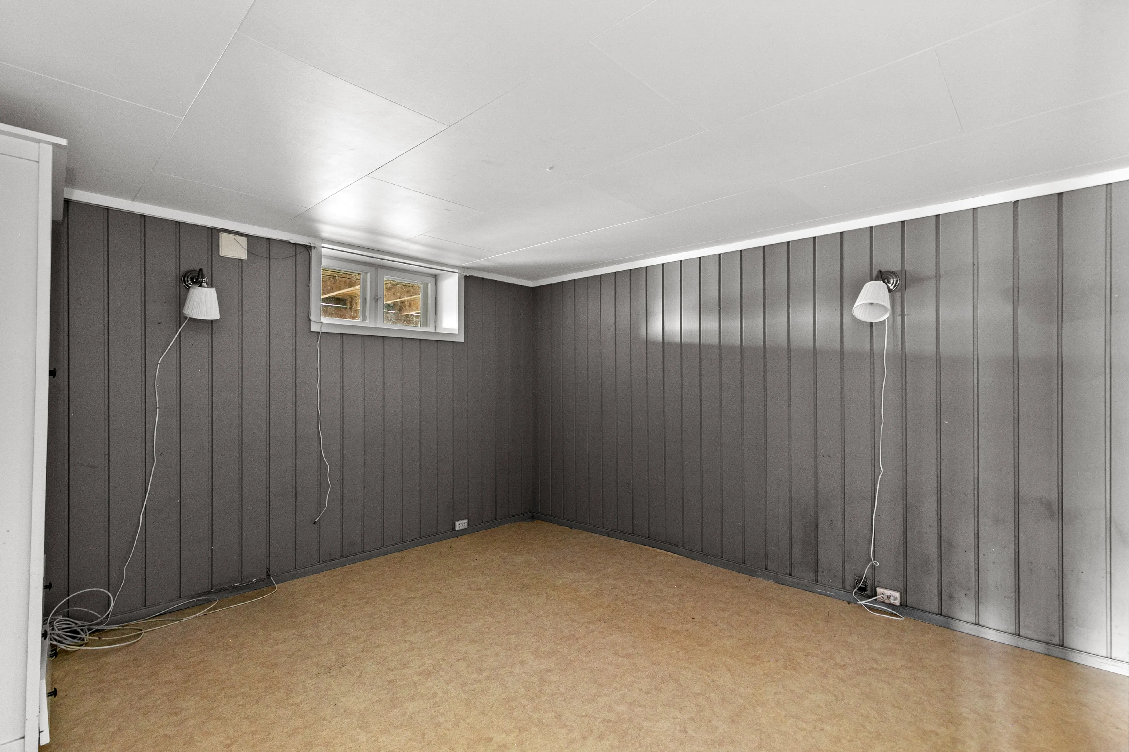 Maison familiale victorienne de 6 chambres à Brumunddal, avec jardins et terrasse - Voir l'image 36 sur 44