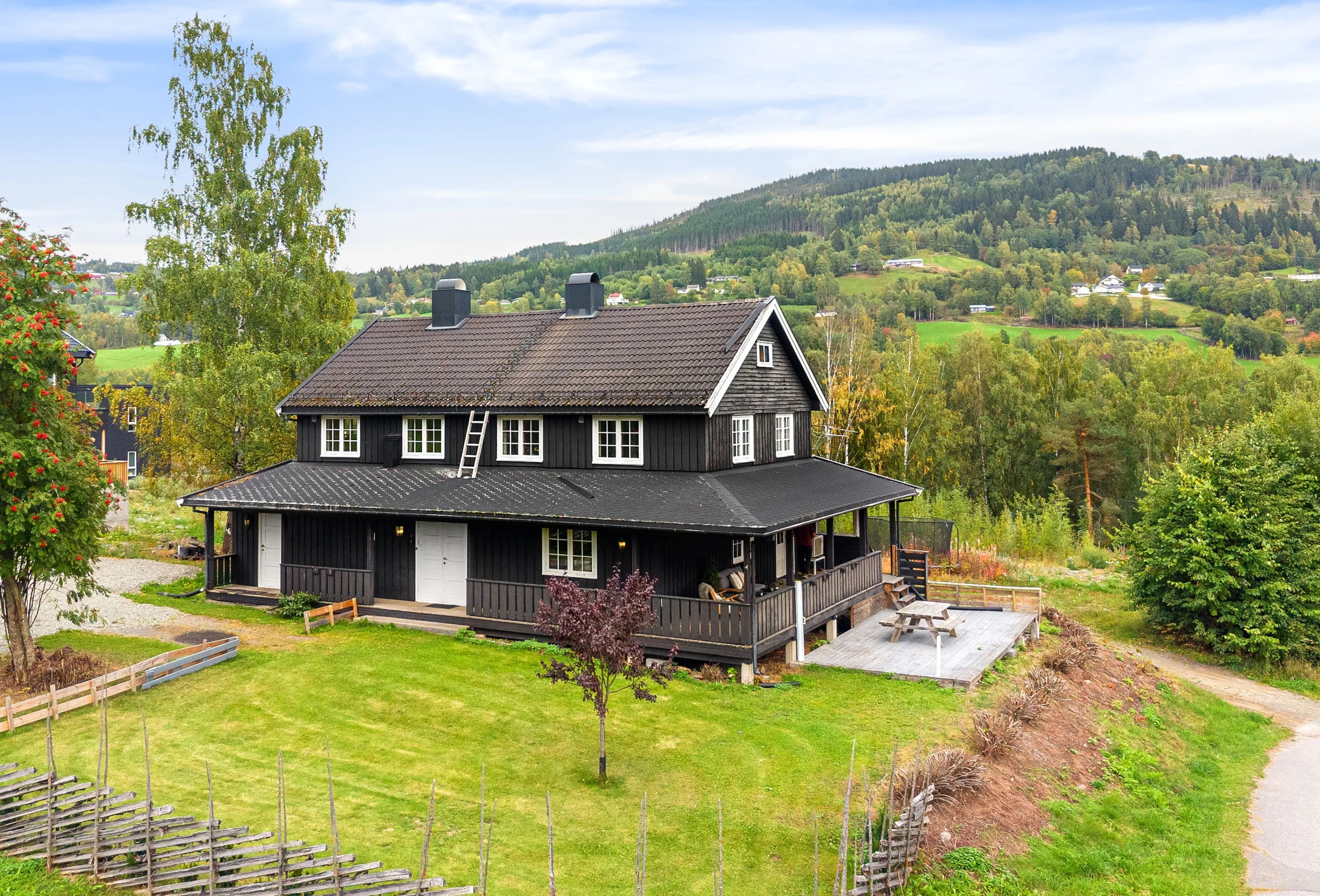 Maison familiale victorienne de 6 chambres à Brumunddal, avec jardins et terrasse - Voir l'image 41 sur 44