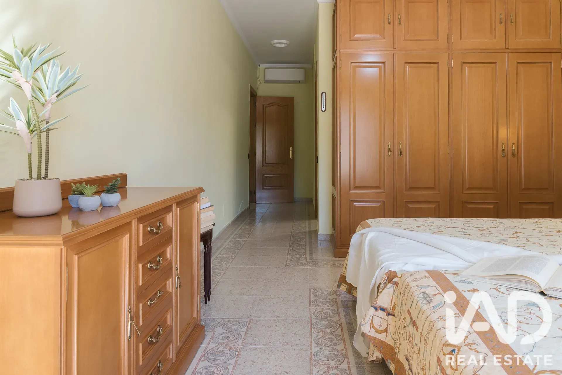 Spacious 5-Bedroom House with Pool and Expansive Grounds in Almería - View image 30 of 40