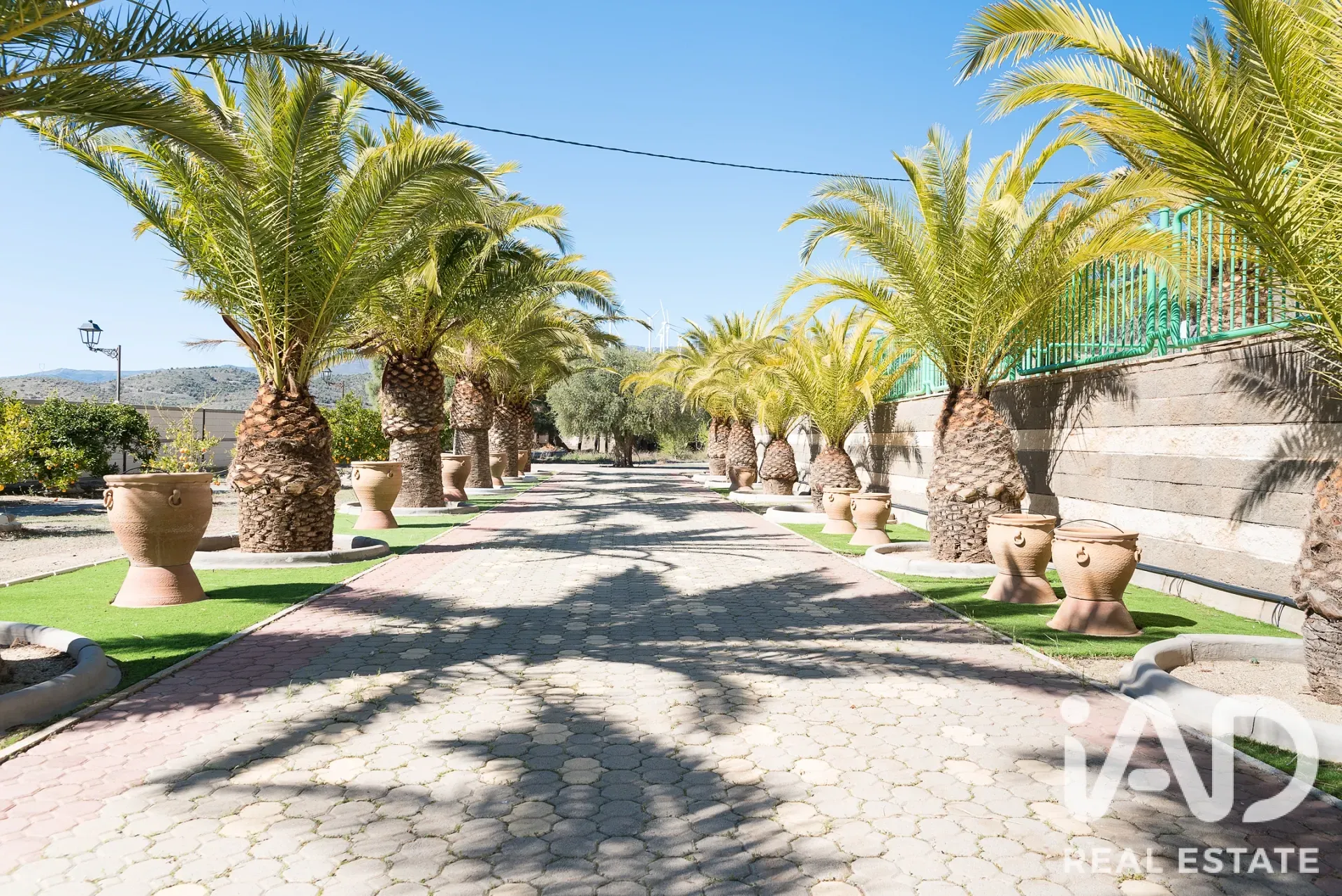 Spacious 5-Bedroom House with Pool and Expansive Grounds in Almería - View image 36 of 40