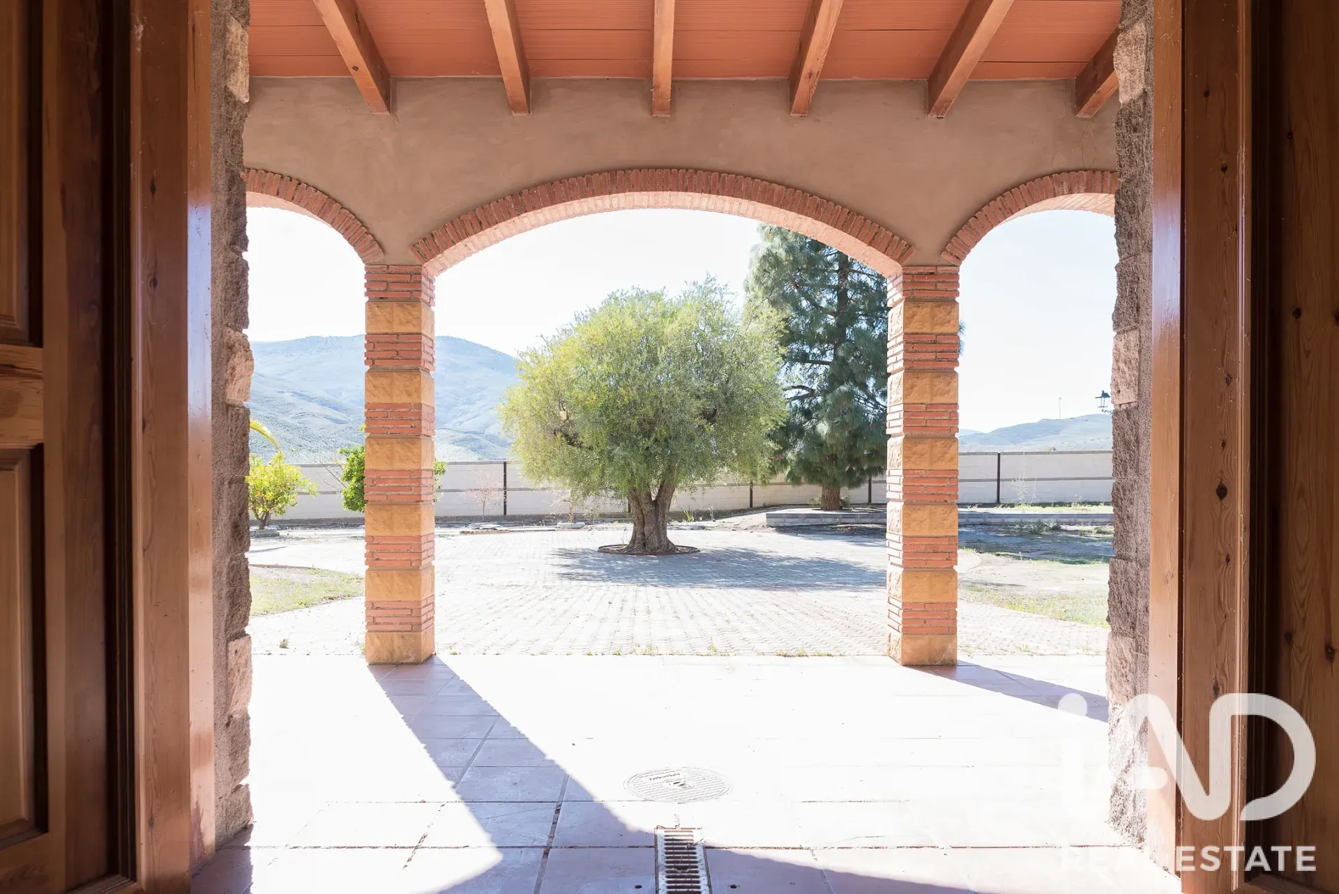 Spacious 5-Bedroom House with Pool and Expansive Grounds in Almería - View image 38 of 40