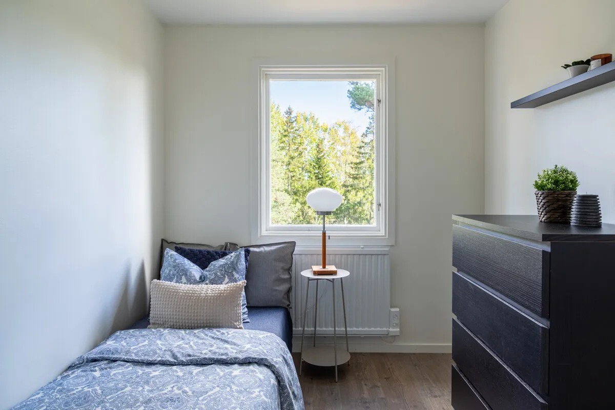 1970s Swedish Country House with Expansive Garden in Väddö - View image 19 of 34
