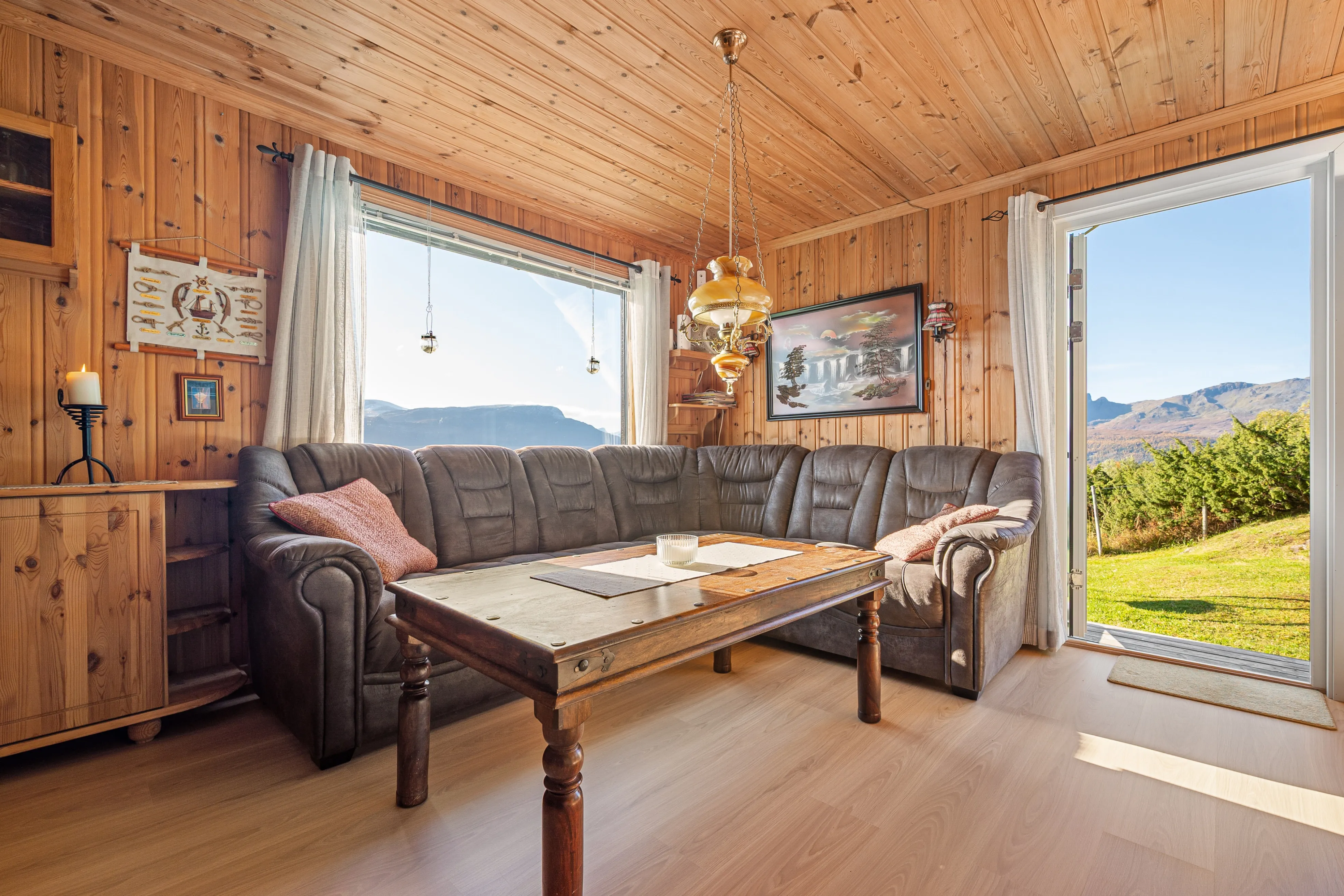 Maison en bord de mer avec parking dans le cadre paisible d'Andørja - Voir l'image 6 sur 40