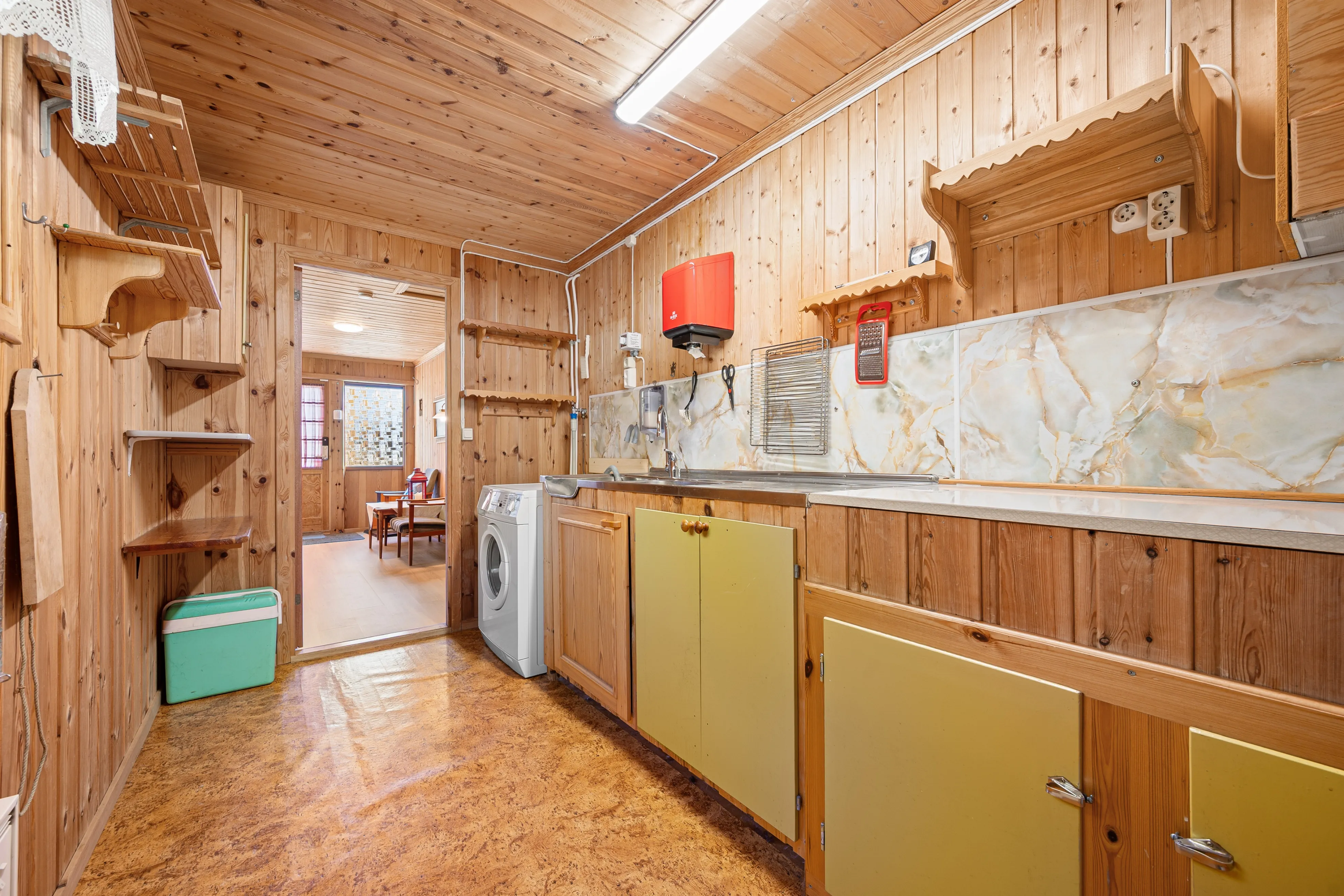 Maison en bord de mer avec parking dans le cadre paisible d'Andørja - Voir l'image 16 sur 40