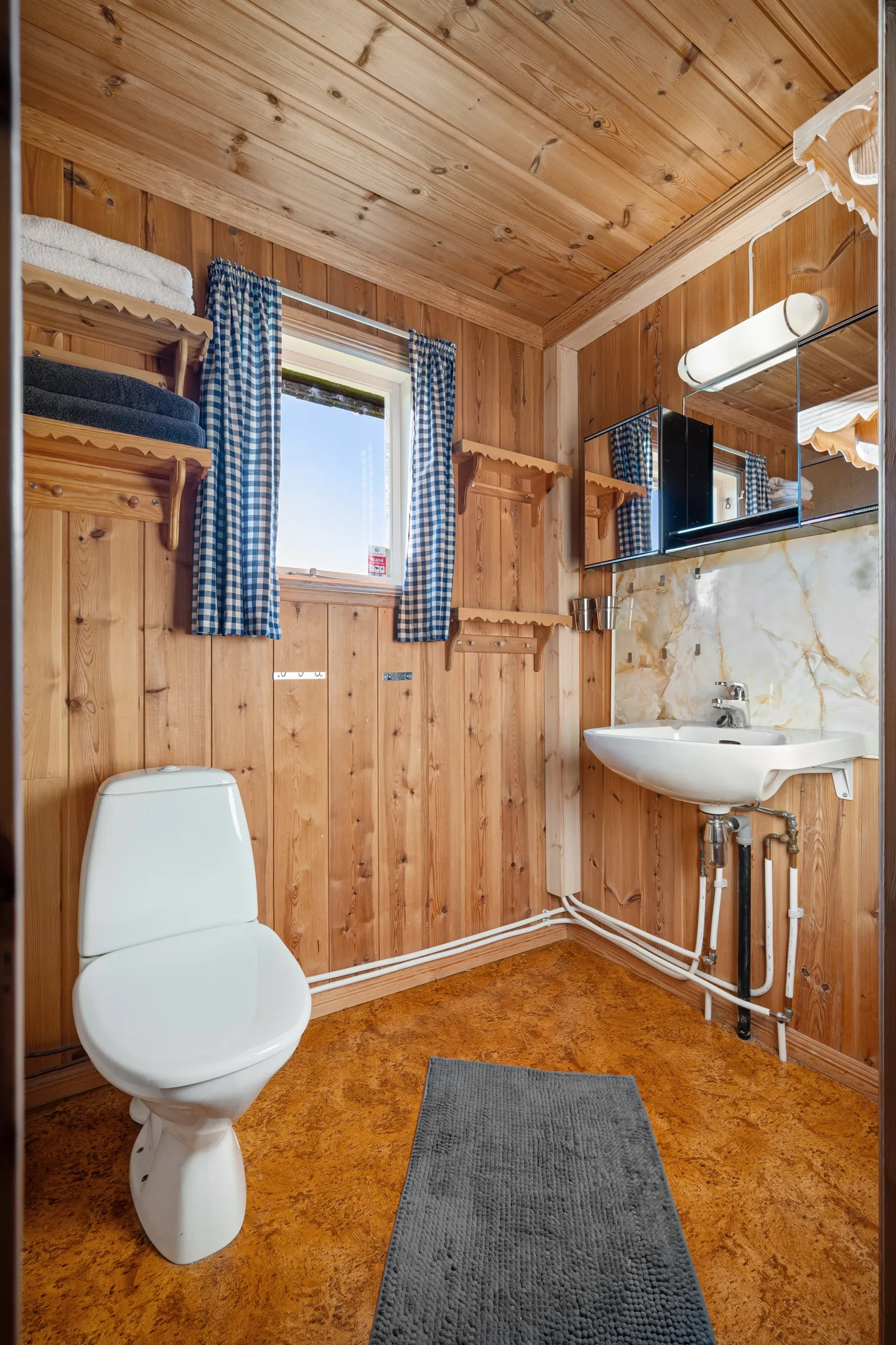 Maison en bord de mer avec parking dans le cadre paisible d'Andørja - Voir l'image 19 sur 40