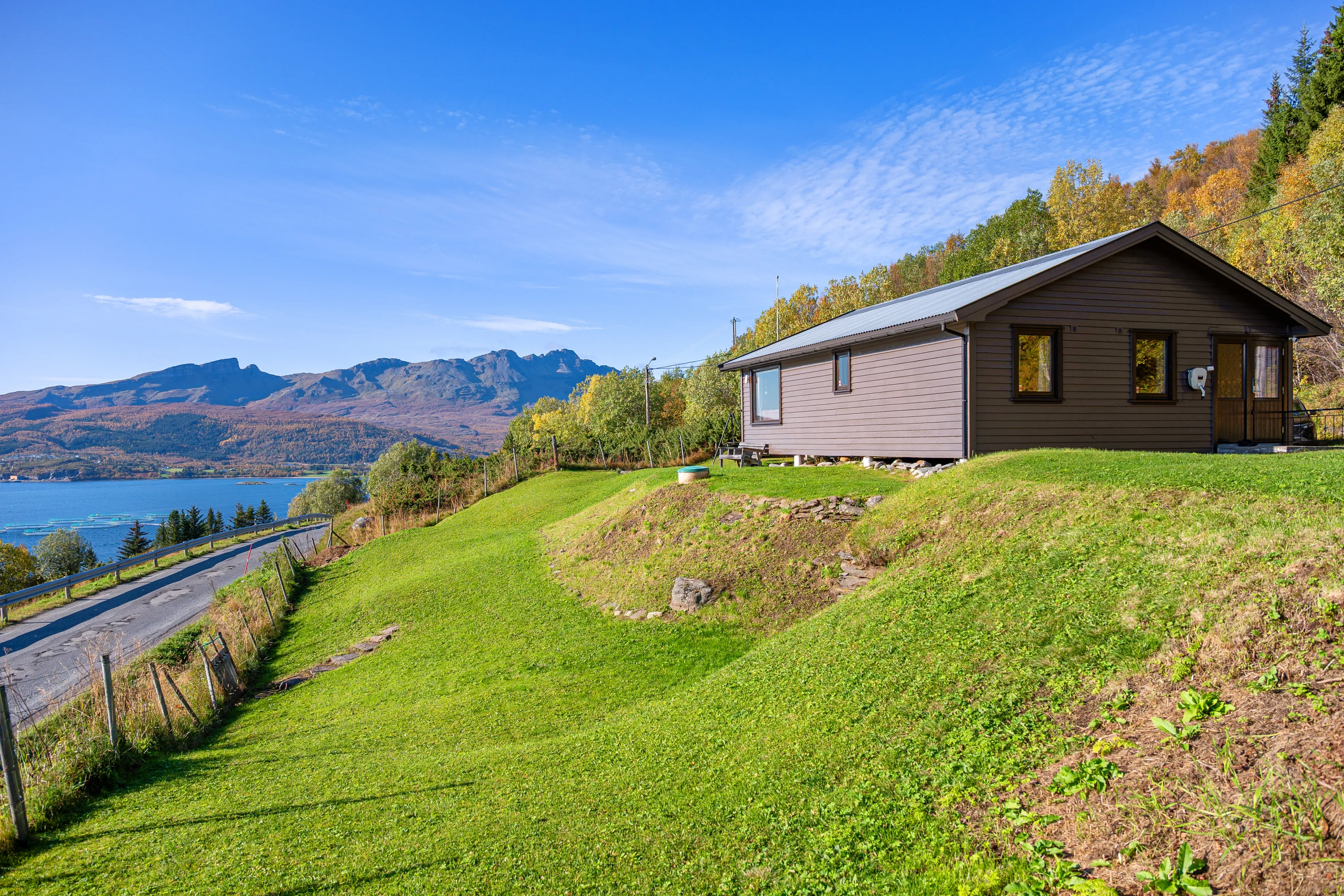 Maison en bord de mer avec parking dans le cadre paisible d'Andørja - Voir l'image 25 sur 40