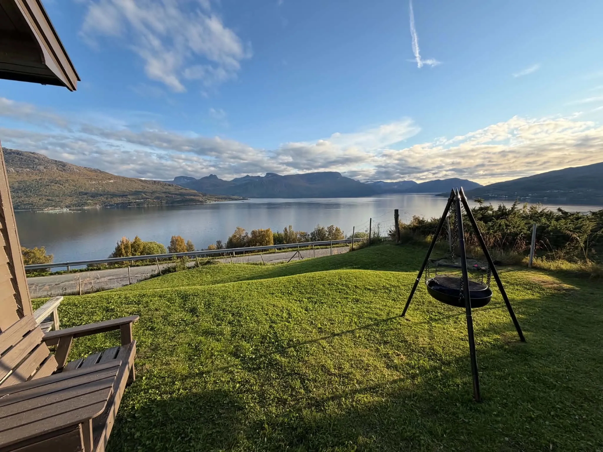 Maison en bord de mer avec parking dans le cadre paisible d'Andørja - Voir l'image 38 sur 40