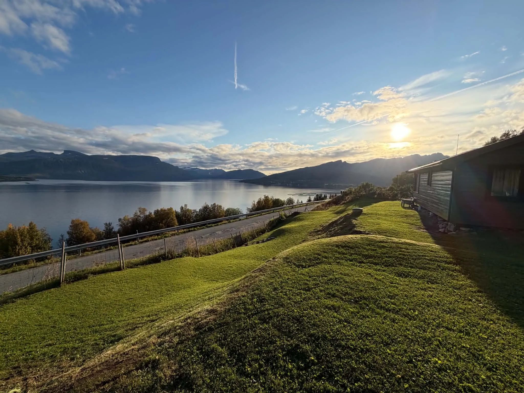 Maison en bord de mer avec parking dans le cadre paisible d'Andørja - Voir l'image 40 sur 40