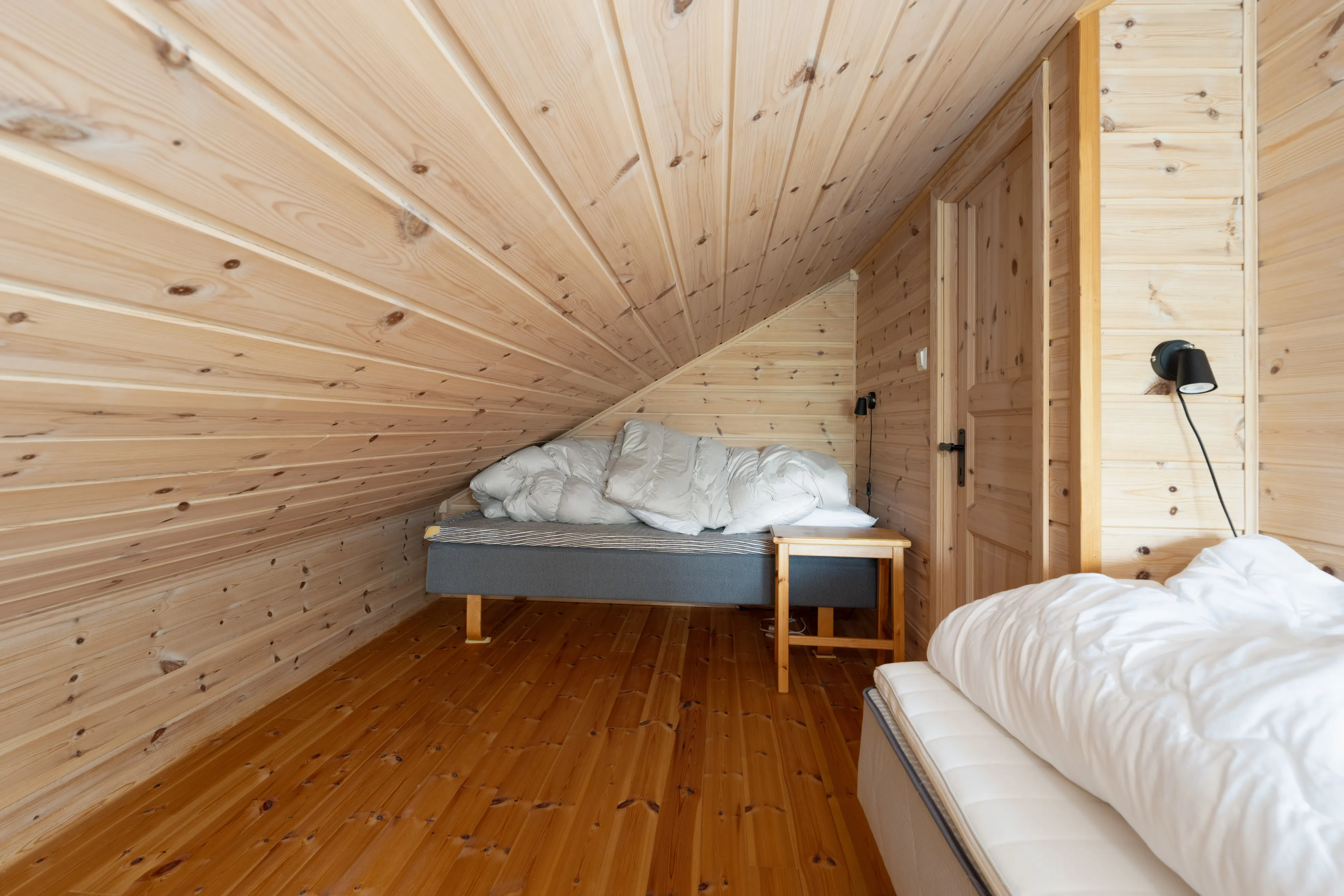 Modern 3-Bedroom Norwegian Cabin with Expansive Terrace in Nesbyen - View image 23 of 31
